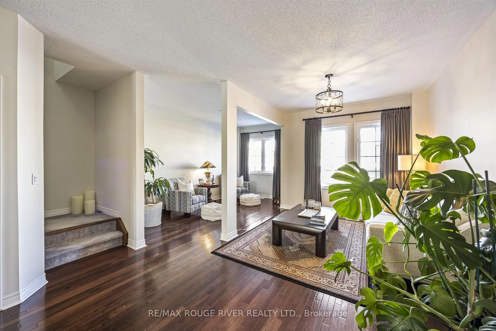 Photo 7 of 1721 Carousel Drive, Pickering, Duffin Heights — HOMEH