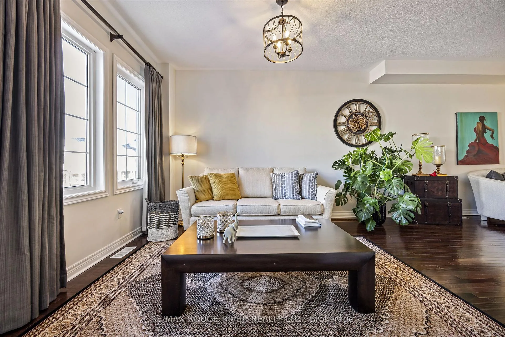 Photo 9 of 1721 Carousel Drive, Pickering, Duffin Heights — HOMEH