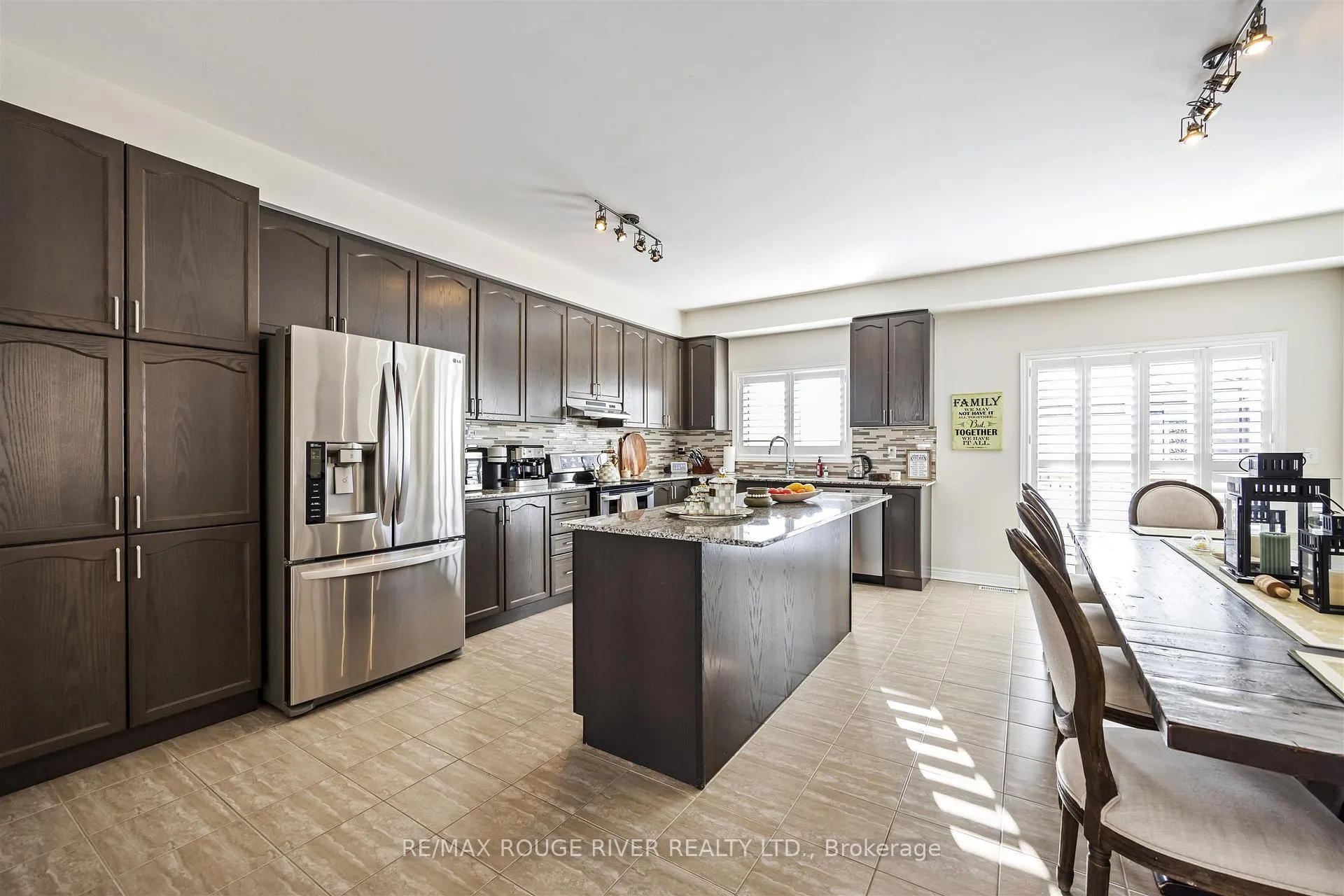 Photo 11 of 1721 Carousel Drive, Pickering, Duffin Heights — HOMEH