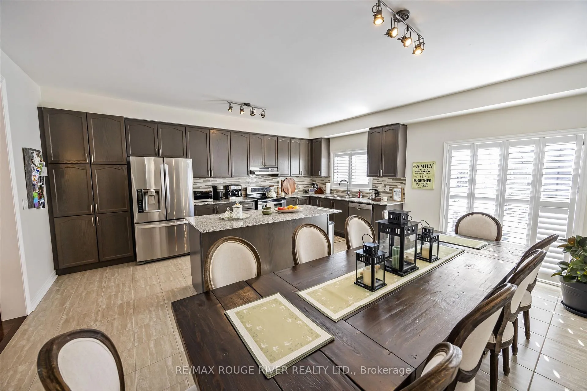 Photo 13 of 1721 Carousel Drive, Pickering, Duffin Heights — HOMEH