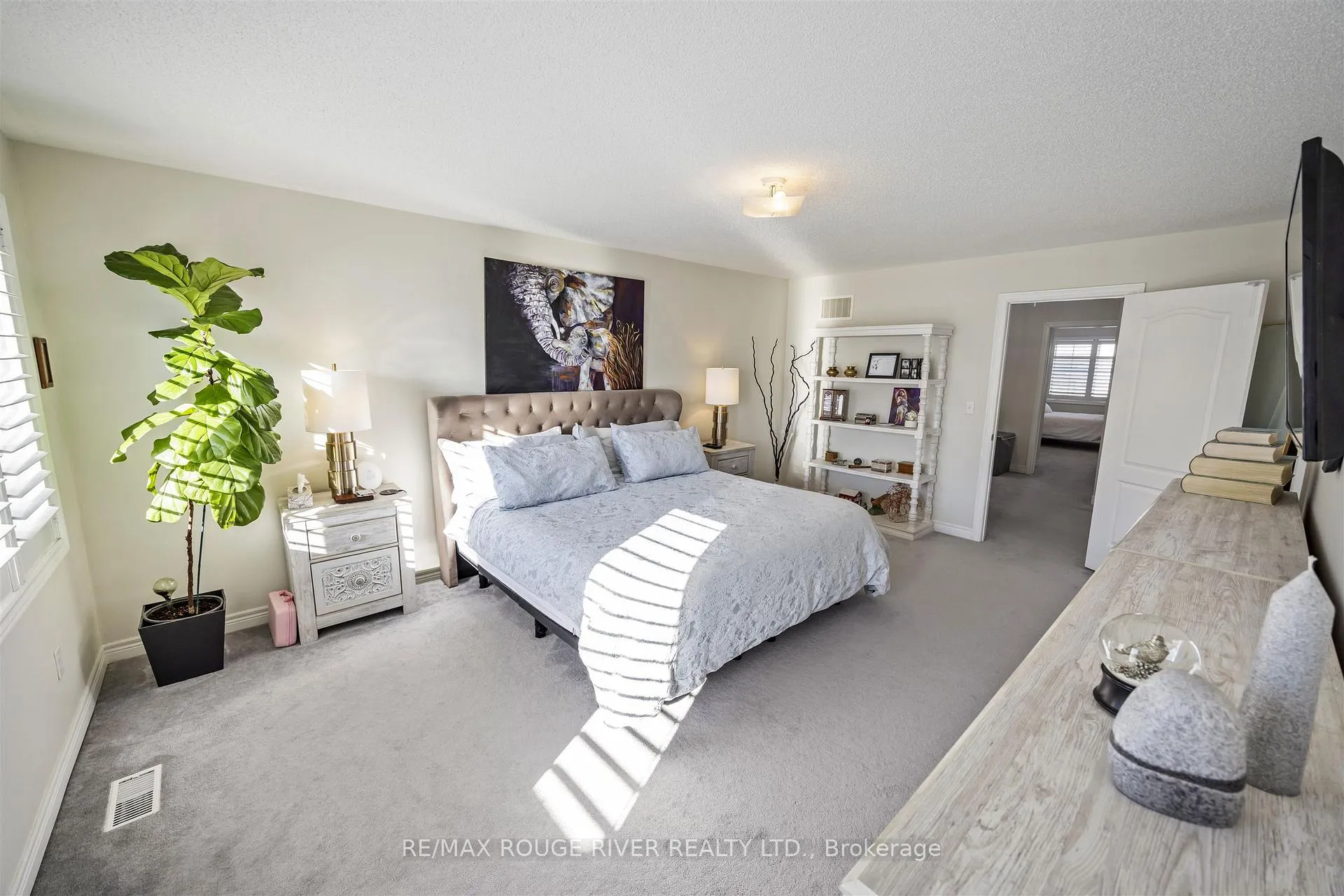 Photo 16 of 1721 Carousel Drive, Pickering, Duffin Heights — HOMEH