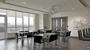 Photo 6 of 7171 Yonge Street, Markham, Thornhill — HOMEH