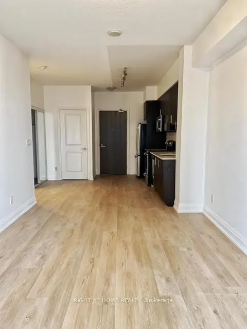 Photo 16 of 7171 Yonge Street, Markham, Thornhill — HOMEH