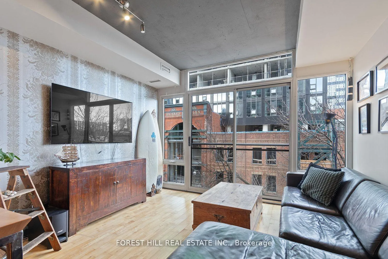 Photo 4 of Unit 406, 127 Queen Street E, Toronto, Church-Yonge Corridor — HOMEH