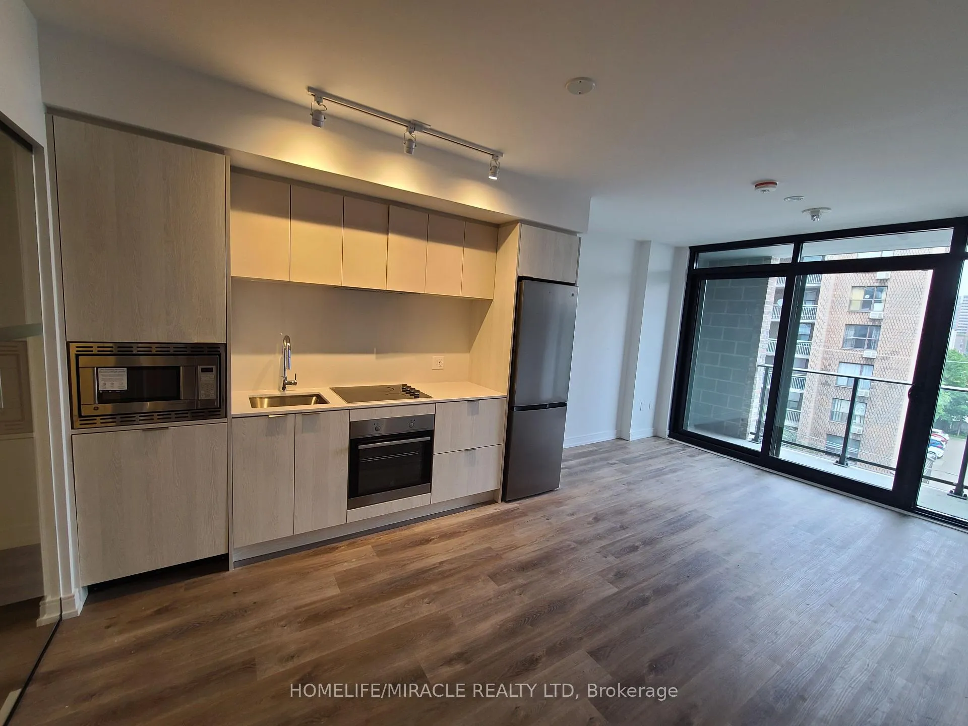 Photo 1 of Unit 427, 1 Jarvis Street, Hamilton, Beasley — HOMEH