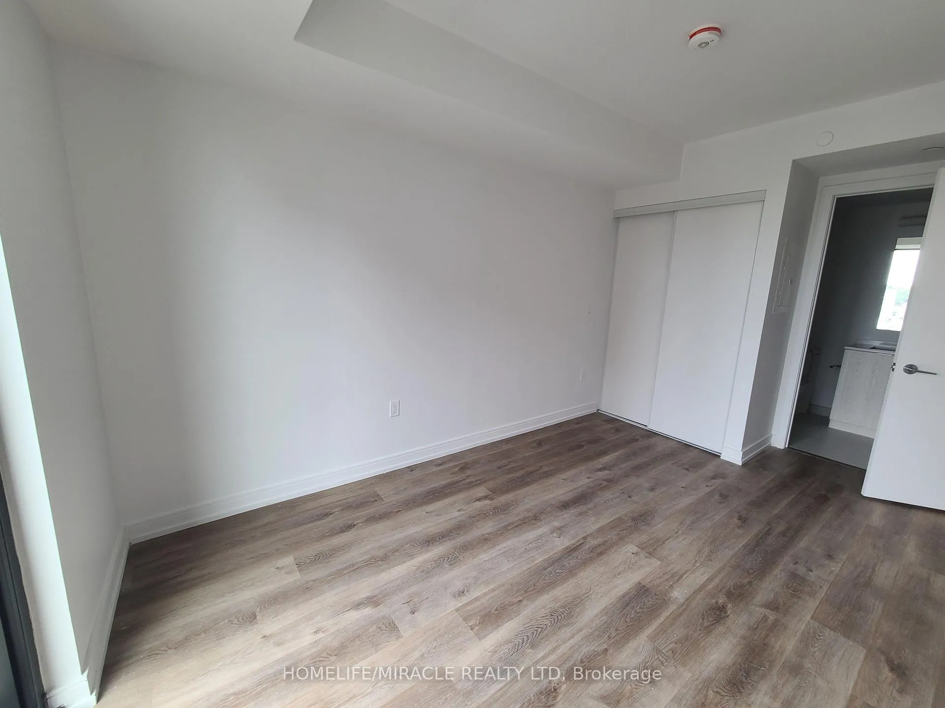Photo 6 of Unit 427, 1 Jarvis Street, Hamilton, Beasley — HOMEH