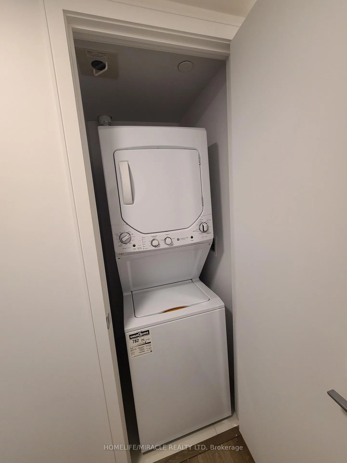 Photo 9 of Unit 427, 1 Jarvis Street, Hamilton, Beasley — HOMEH