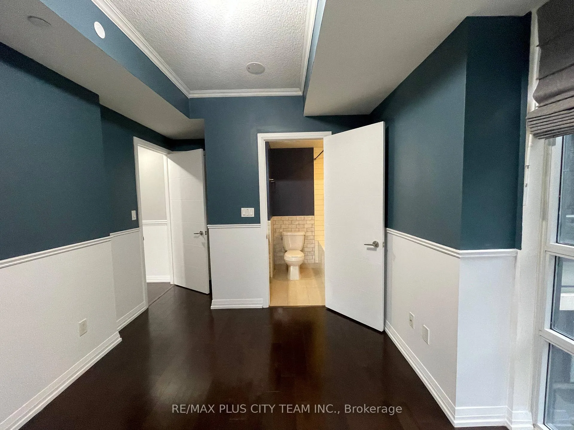 Photo 10 of Unit 720, 460 Adelaide Street, Toronto, Moss Park — HOMEH