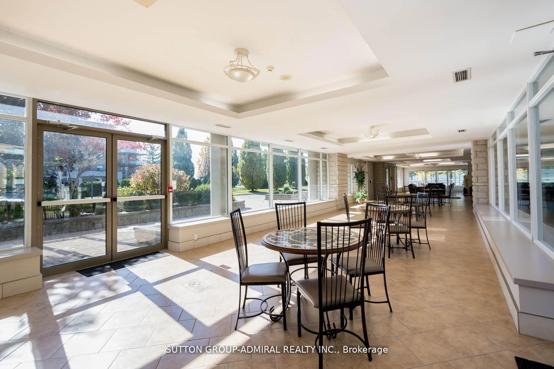 Photo 17 of Unit 509, 2504 Rutherford Road, Vaughan, Maple — HOMEH