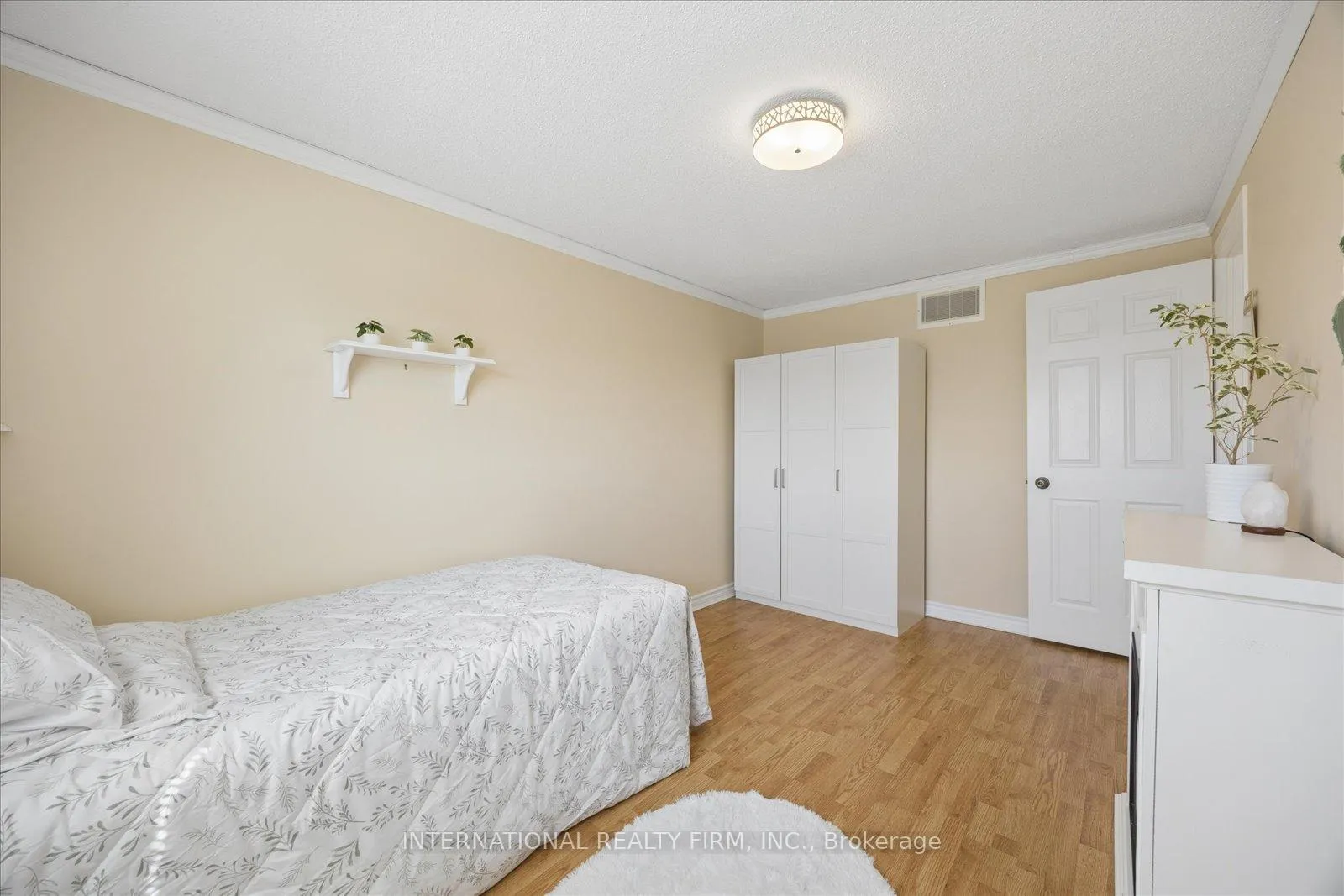 Photo 26 of 1472 Connery Crescent, Oshawa, Lakeview — HOMEH