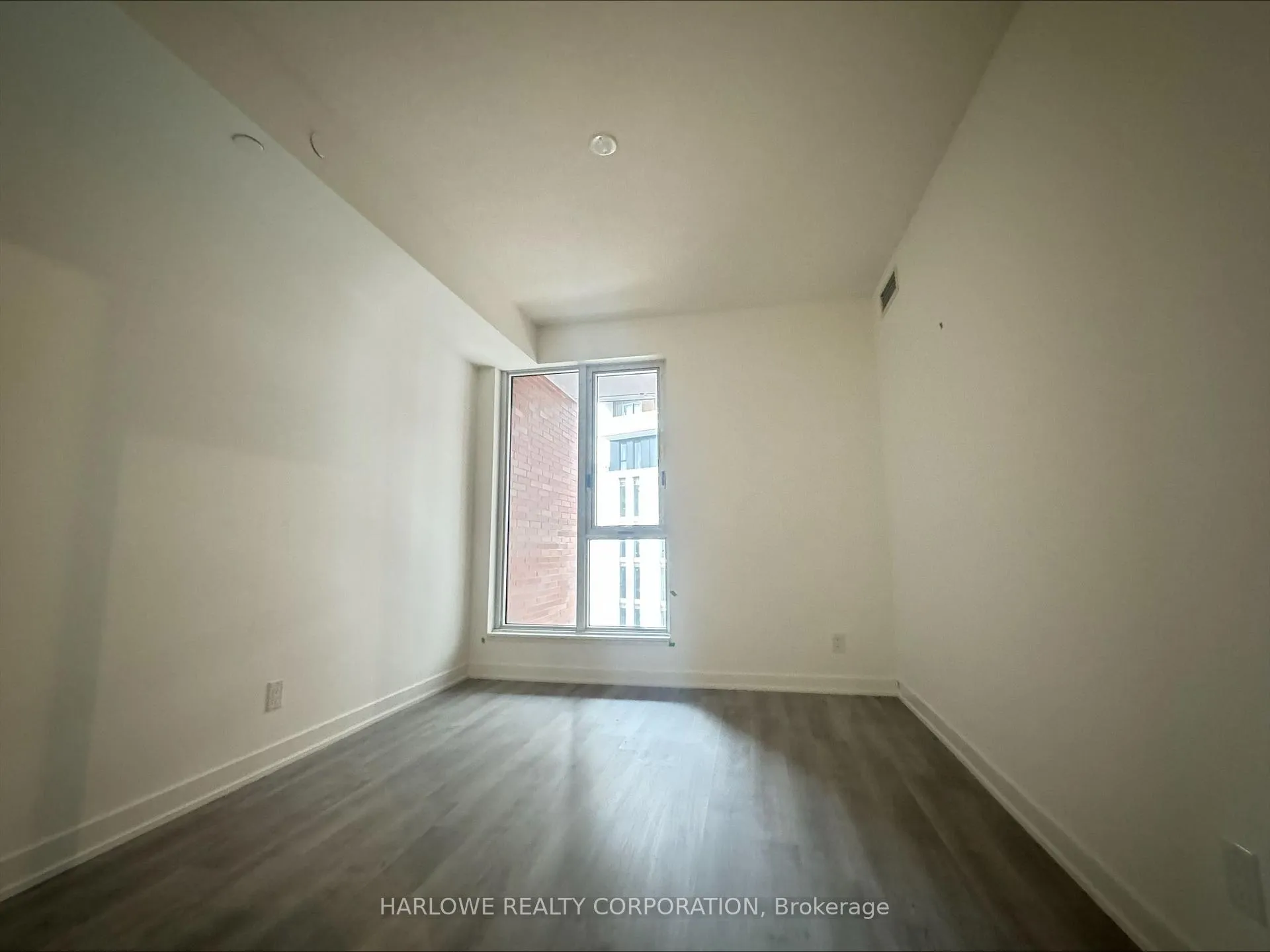 Photo 7 of Unit 930 A, 8119 Birchmount Road, Markham, Unionville — HOMEH