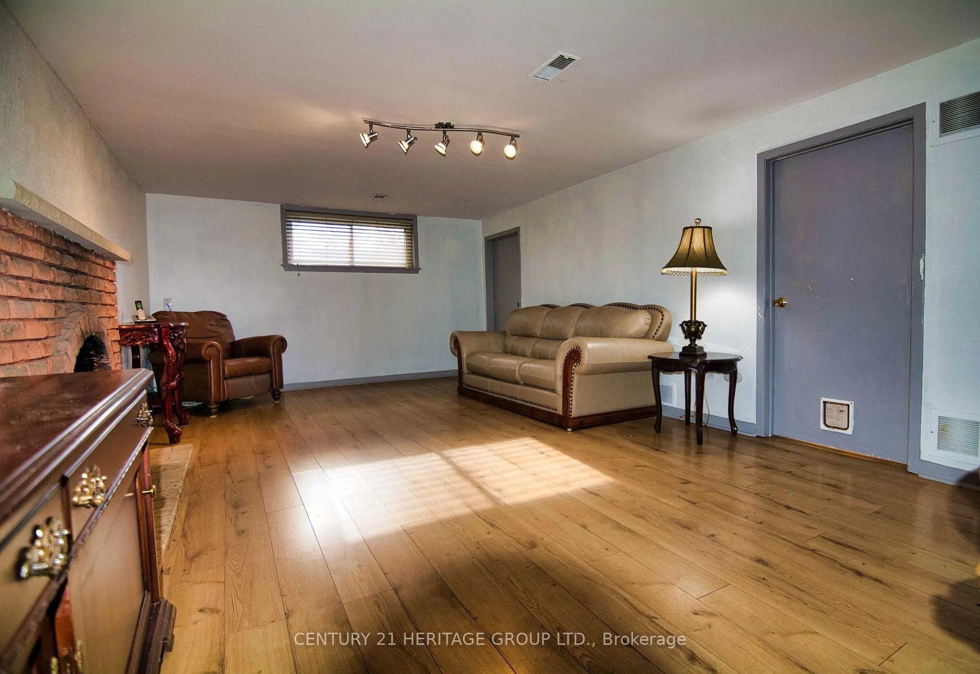 Photo 7 of 13 Eastern Avenue, New Tecumseth, Tottenham — HOMEH