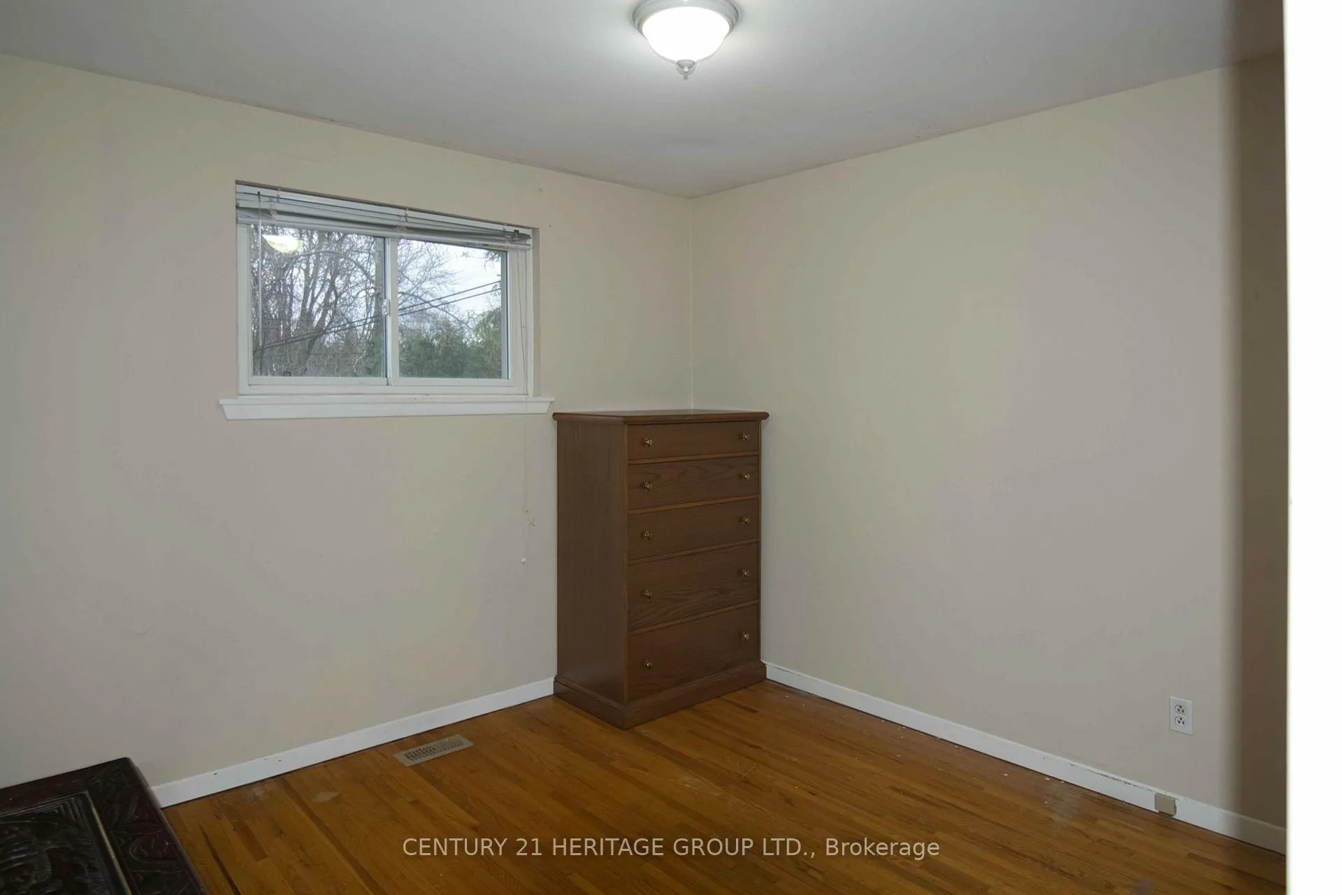 Photo 11 of 13 Eastern Avenue, New Tecumseth, Tottenham — HOMEH