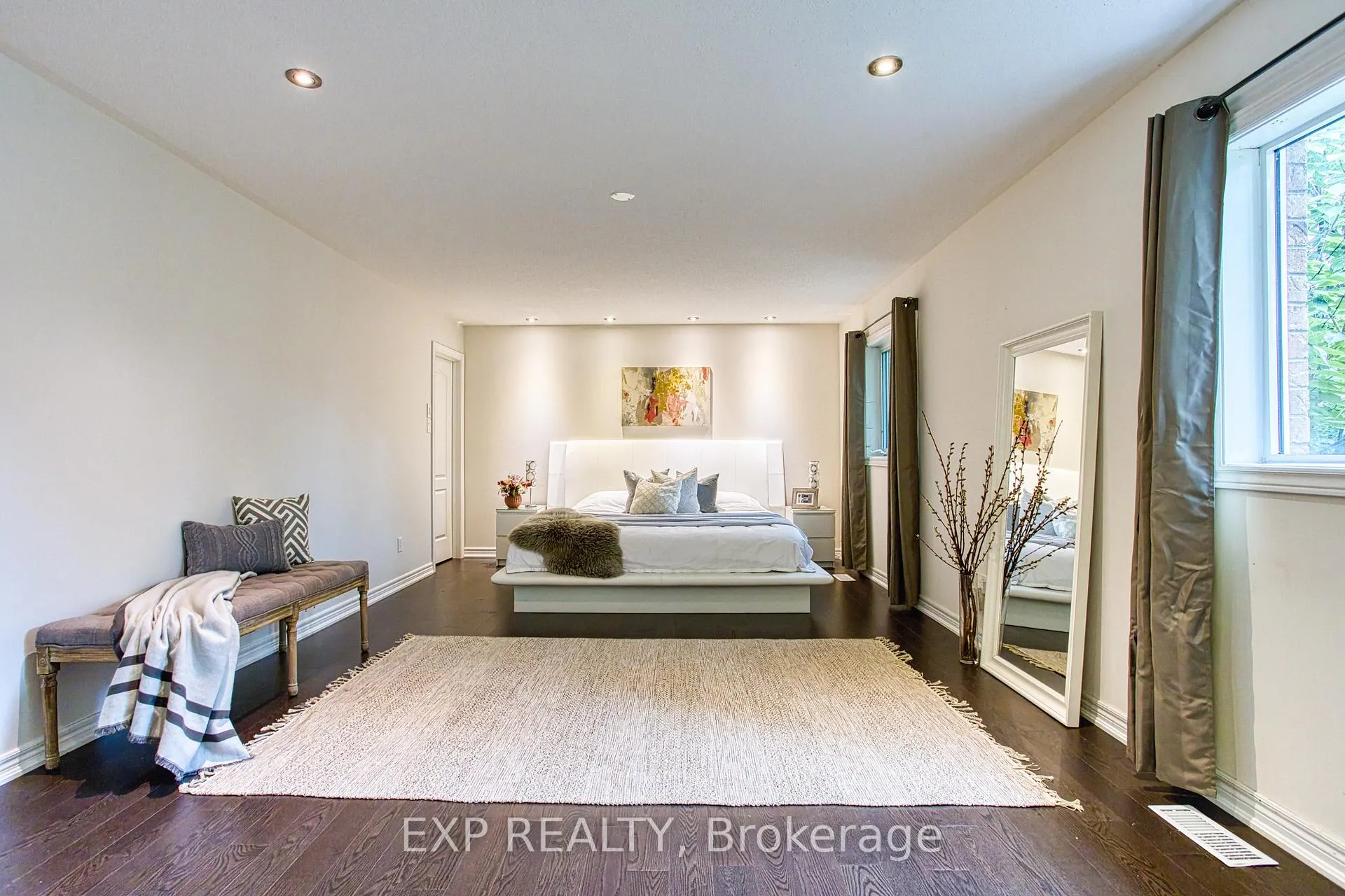 Photo 18 of 96 Glenmeadow Crescent, Hamilton, Winona Park — HOMEH
