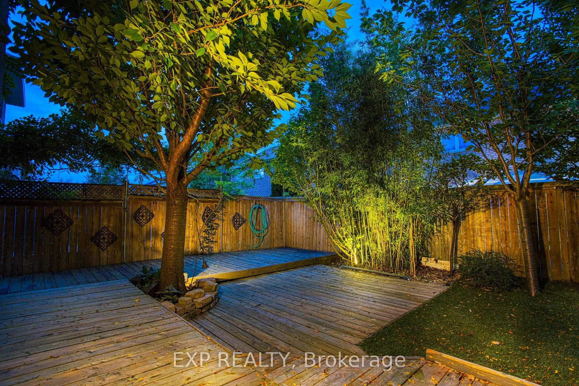 Photo 35 of 96 Glenmeadow Crescent, Hamilton, Winona Park — HOMEH