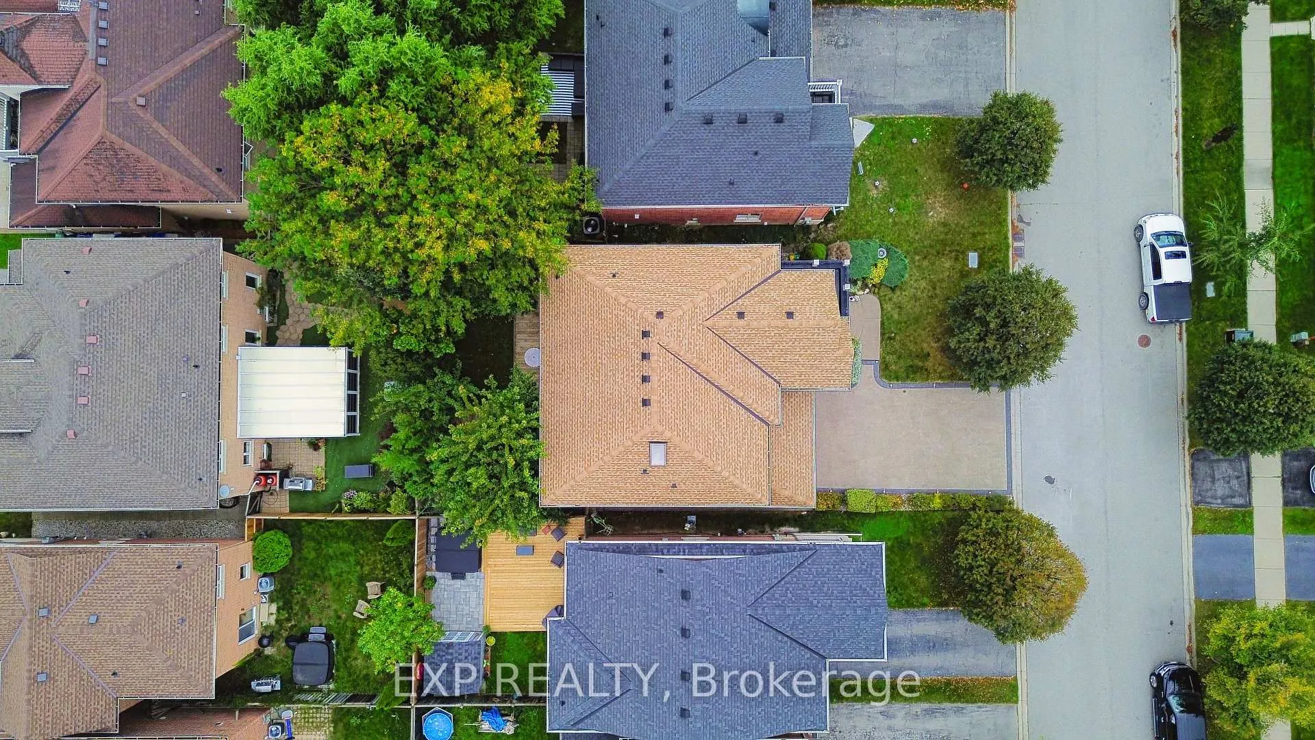 Photo 39 of 96 Glenmeadow Crescent, Hamilton, Winona Park — HOMEH