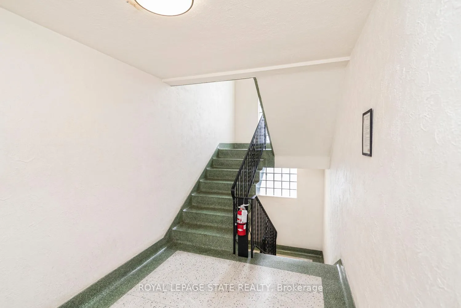 Photo 3 of Unit 5, 802 King Street W, Hamilton, Westdale — HOMEH