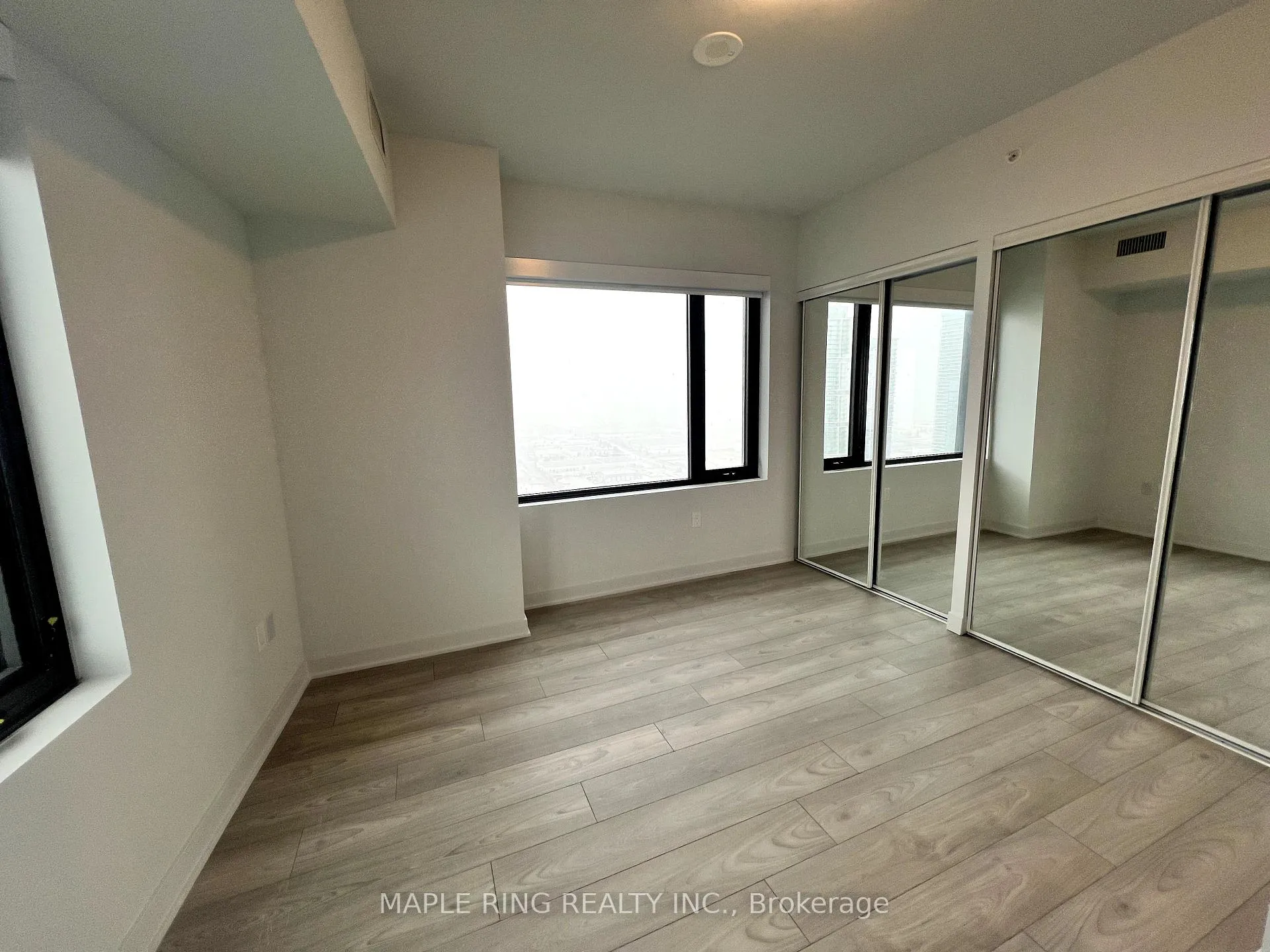 Photo 6 of Unit 3708, 2920 Highway 7 Road, Vaughan, Concord — HOMEH