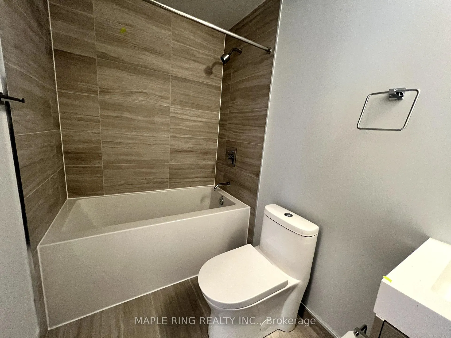 Photo 10 of Unit 3708, 2920 Highway 7 Road, Vaughan, Concord — HOMEH