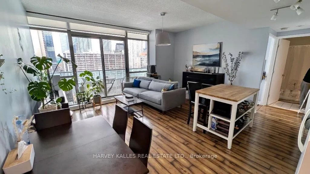 Photo 7 of Unit 1105, 281 Mutual Street, Toronto, Church-Yonge Corridor — HOMEH