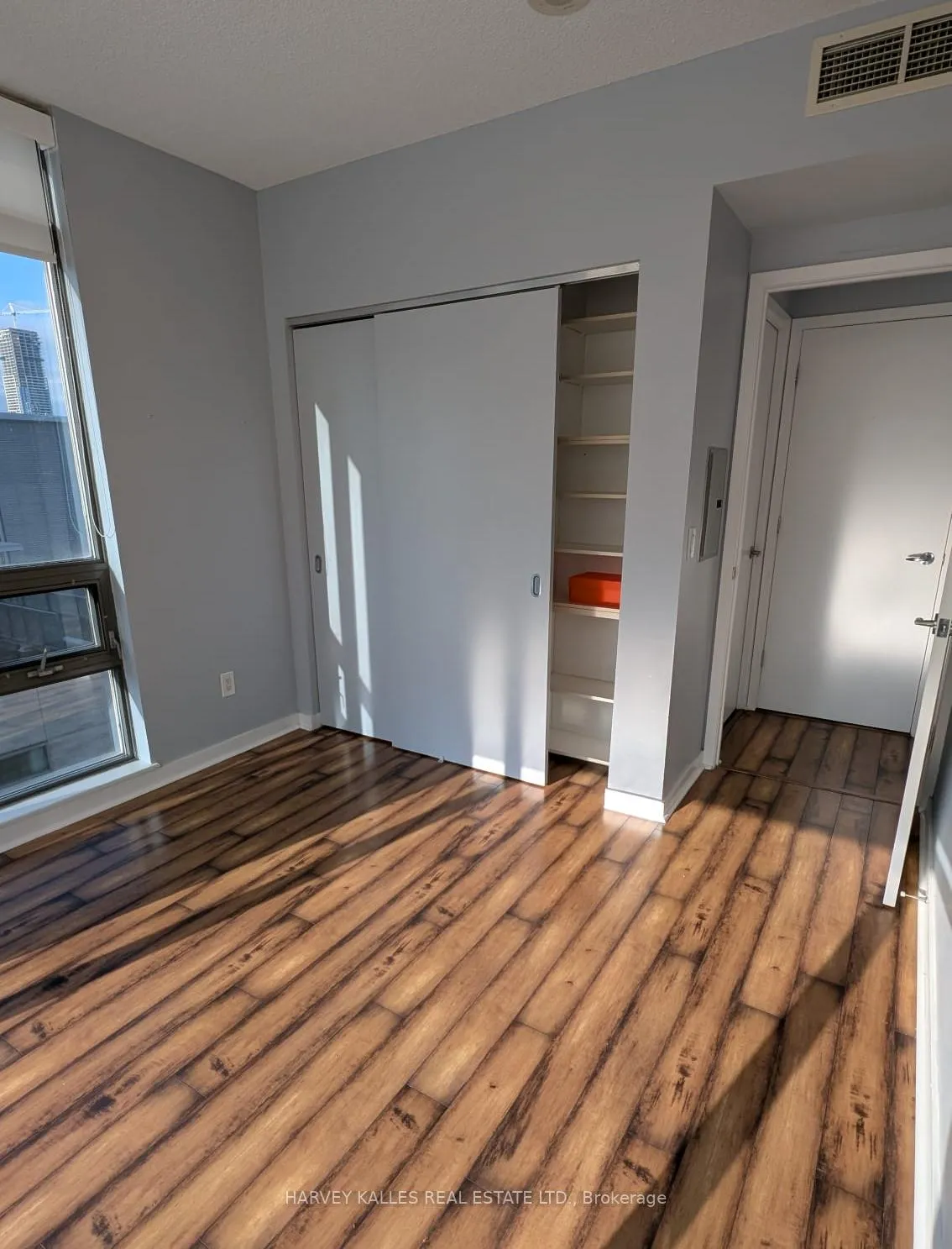 Photo 10 of Unit 1105, 281 Mutual Street, Toronto, Church-Yonge Corridor — HOMEH