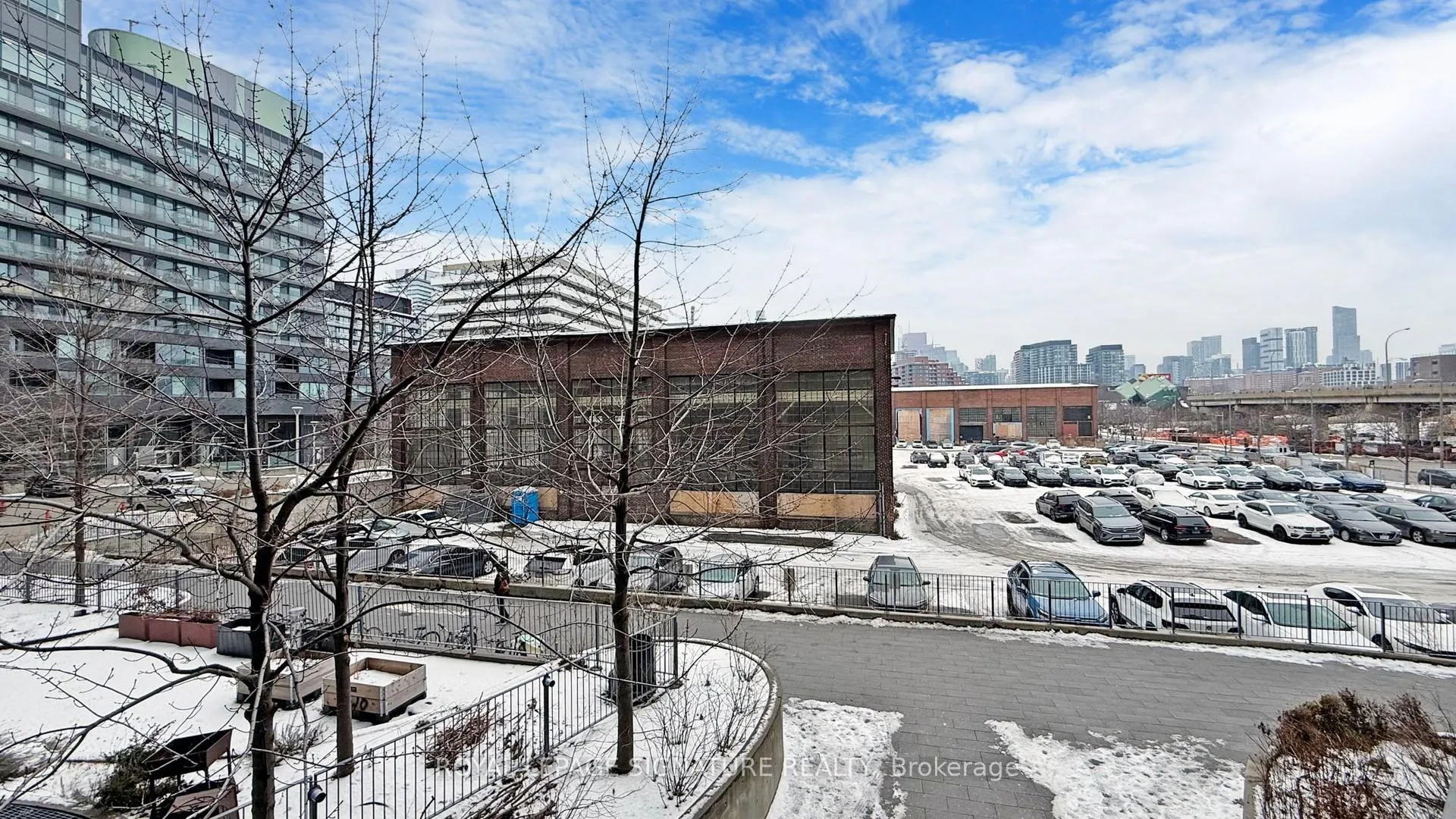 Photo 8 of Unit N120, 120 Bayview Avenue, Toronto, Waterfront Communities — HOMEH