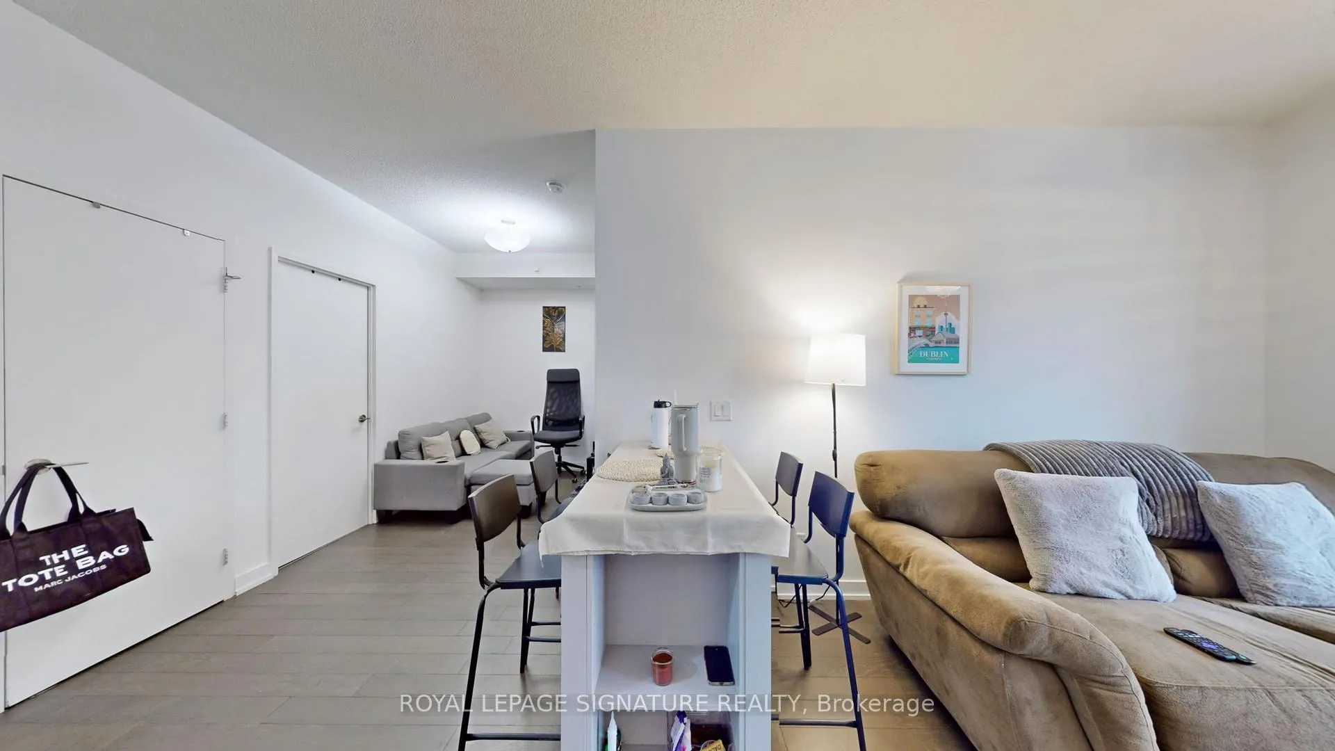 Photo 11 of Unit N120, 120 Bayview Avenue, Toronto, Waterfront Communities — HOMEH