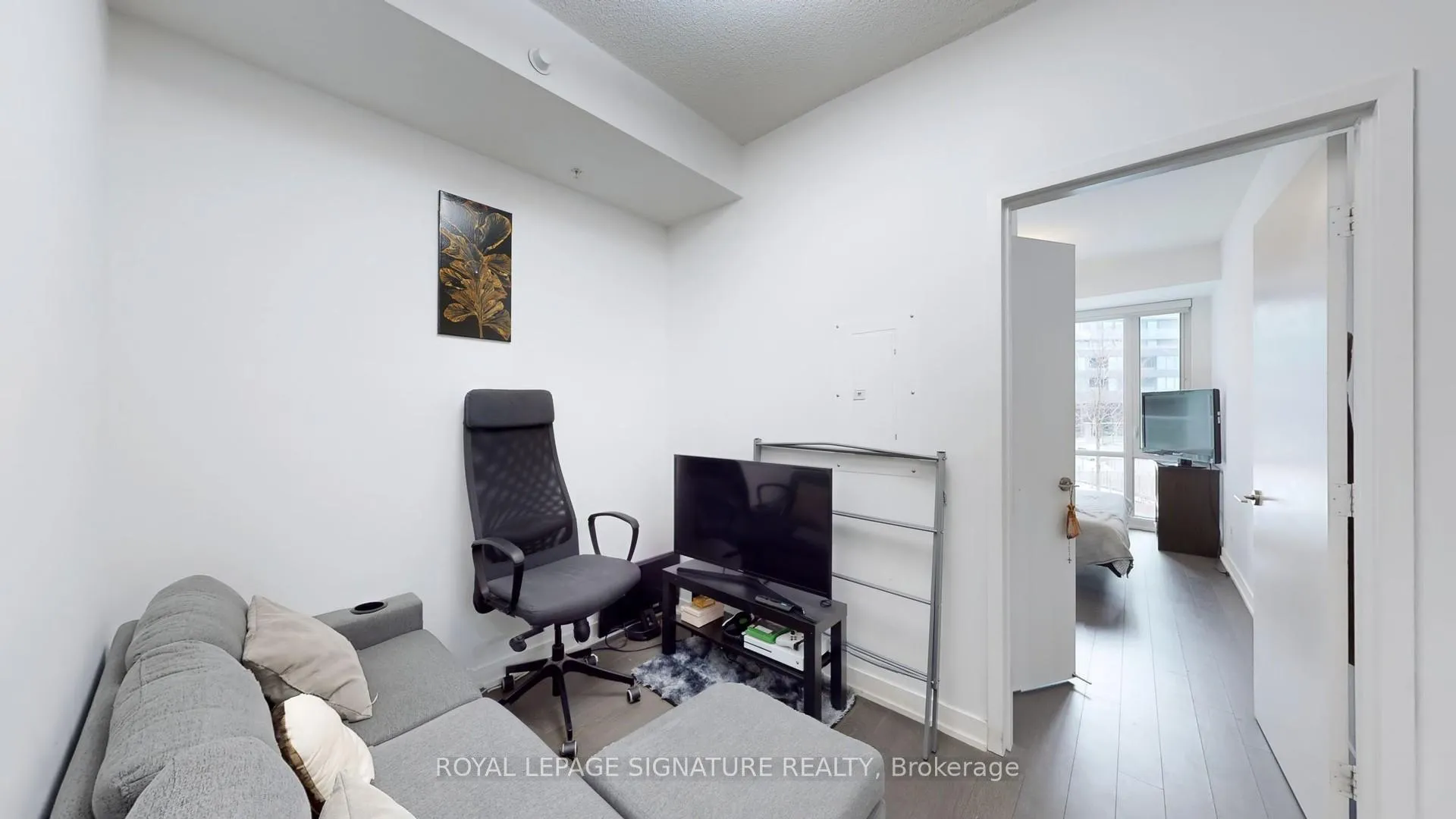 Photo 12 of Unit N120, 120 Bayview Avenue, Toronto, Waterfront Communities — HOMEH