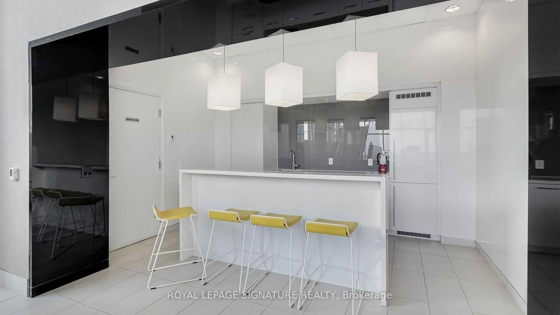 Photo 25 of Unit N120, 120 Bayview Avenue, Toronto, Waterfront Communities — HOMEH