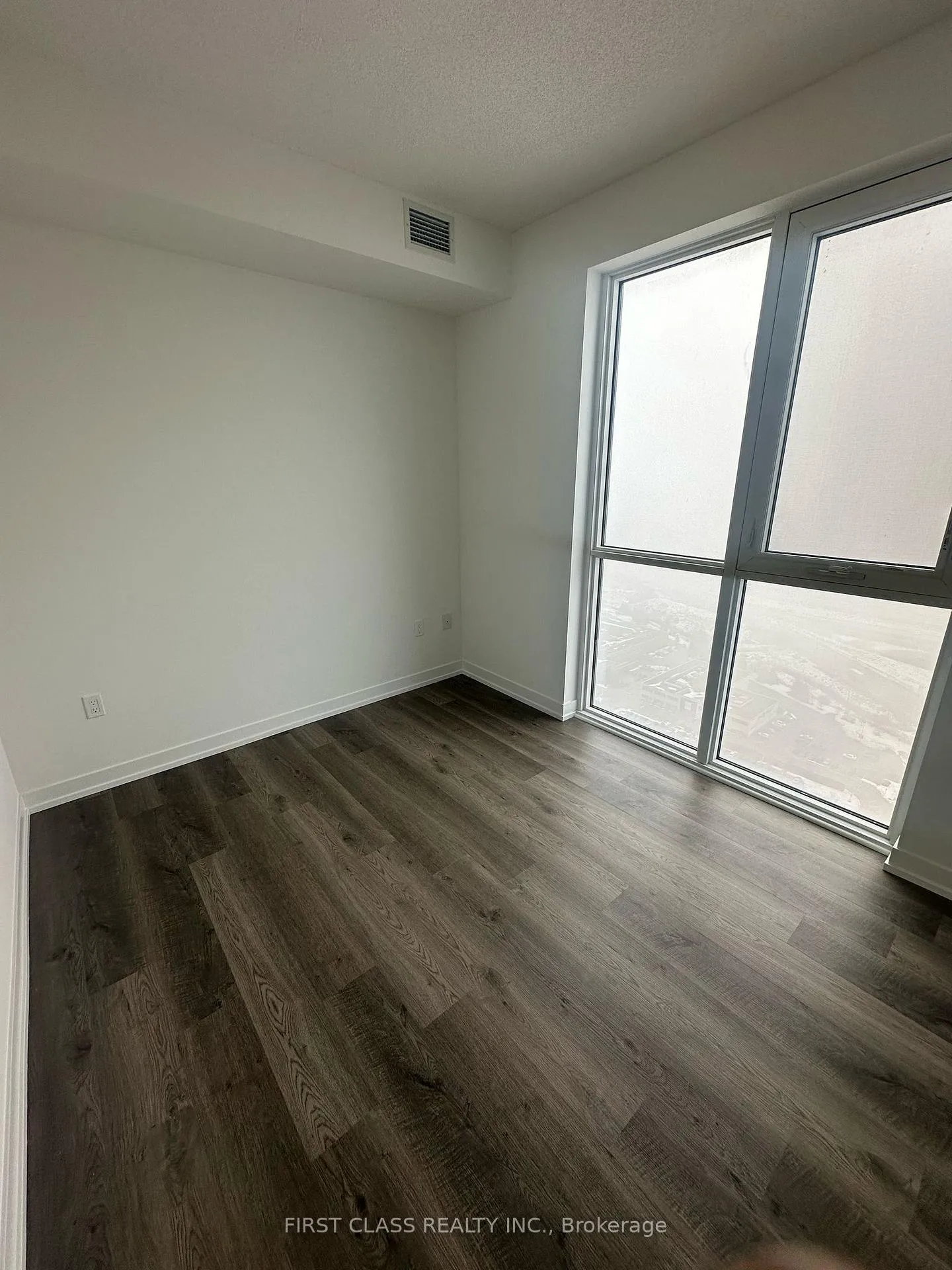 Photo 4 of Unit 4206, 195 Commerce Street, Vaughan, Vaughan Corporate Centre — HOMEH