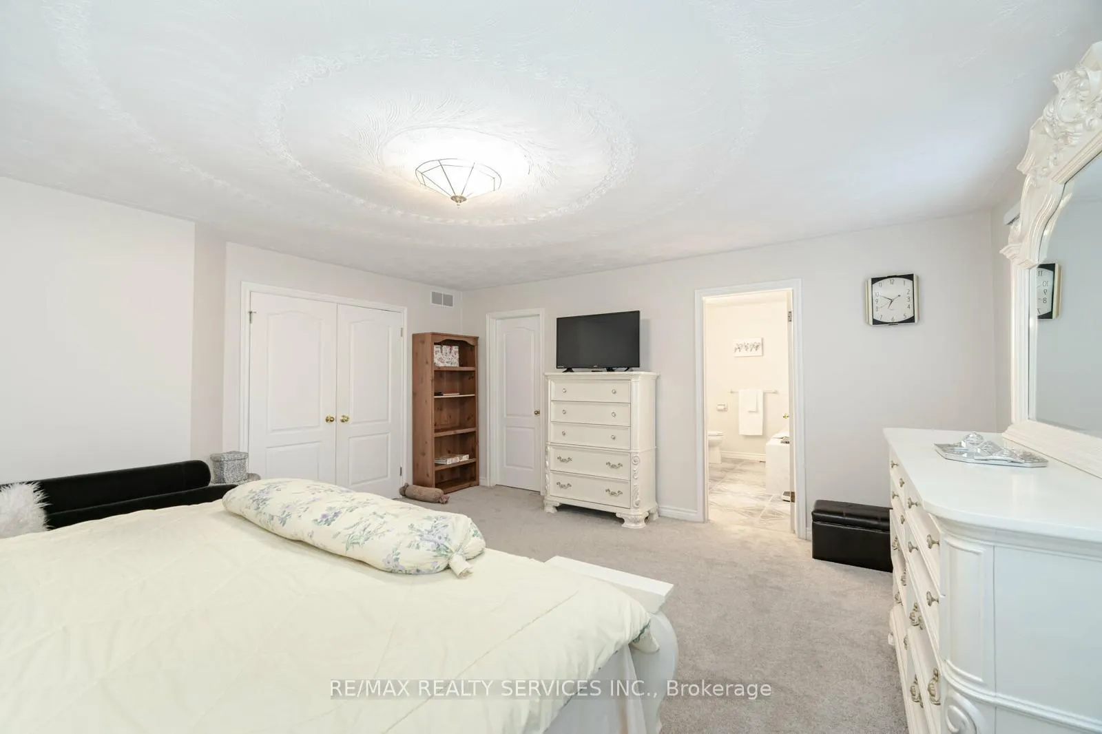 Photo 20 of 41 Jadestone Court, Kitchener — HOMEH