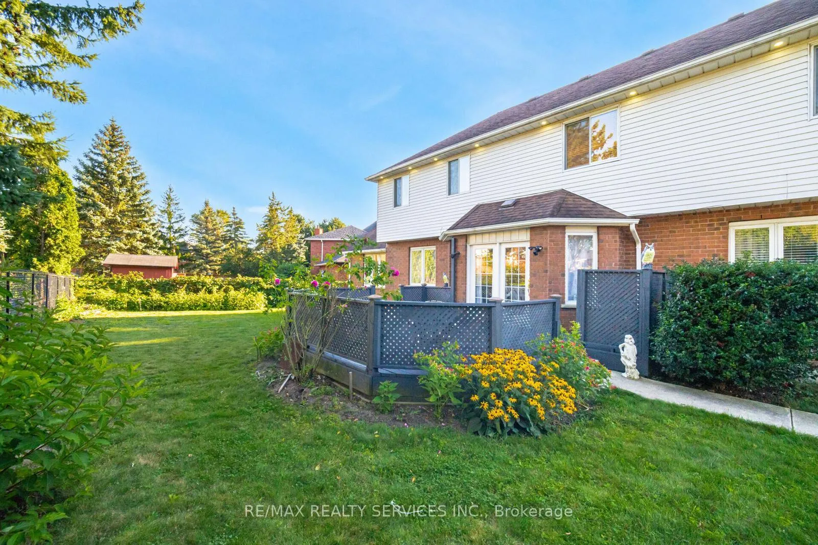 Photo 36 of 41 Jadestone Court, Kitchener — HOMEH