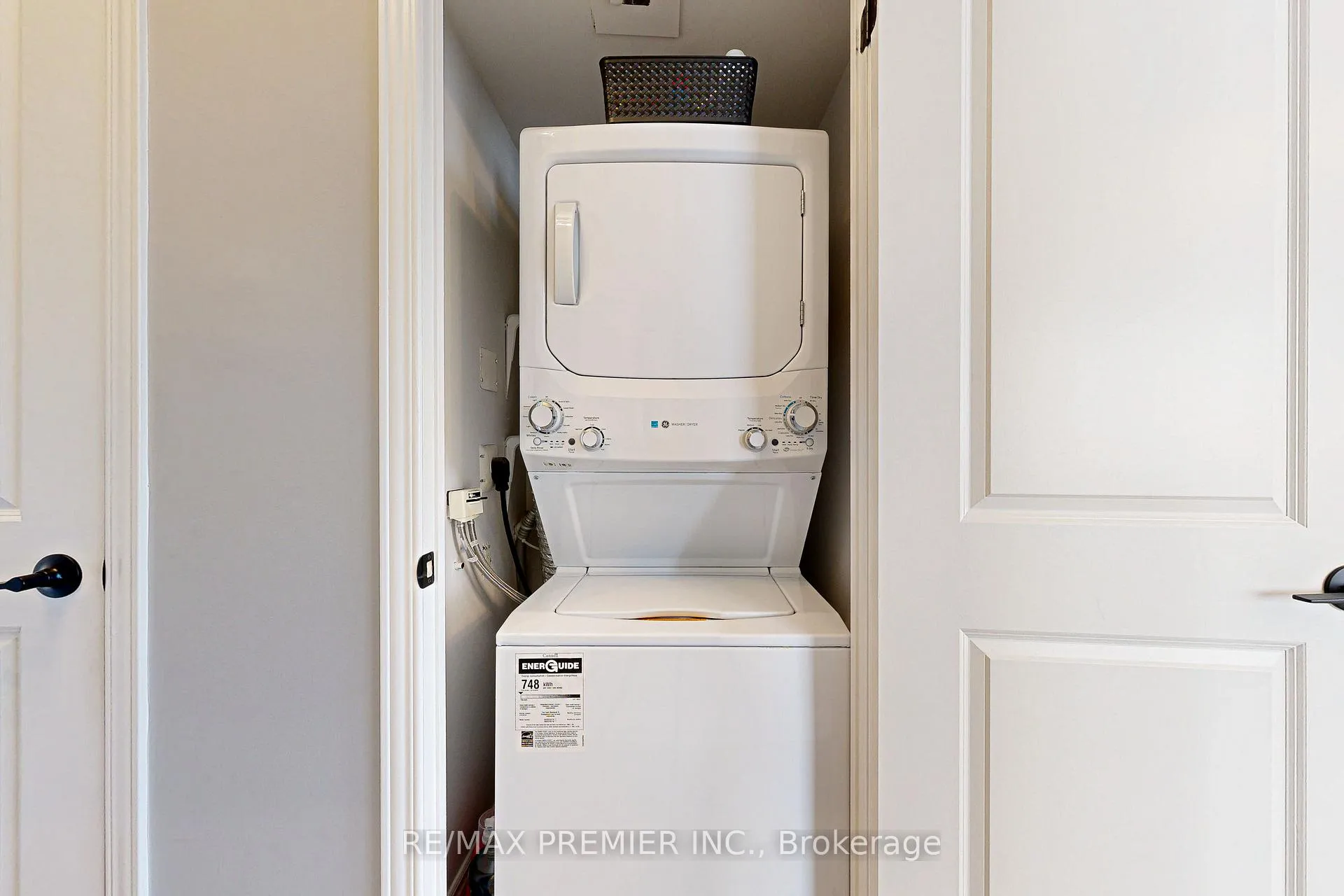 Photo 28 of Unit STE412, 9225 Jane Street, Vaughan, Maple — HOMEH