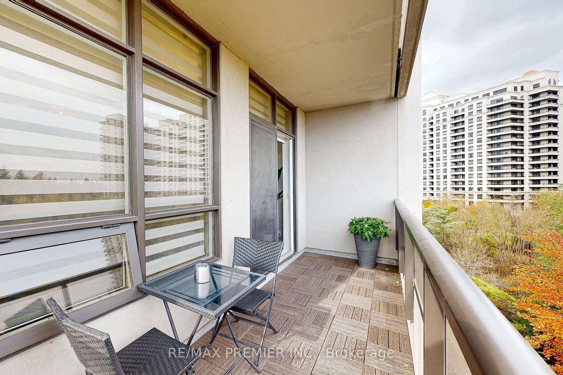 Photo 29 of Unit STE412, 9225 Jane Street, Vaughan, Maple — HOMEH