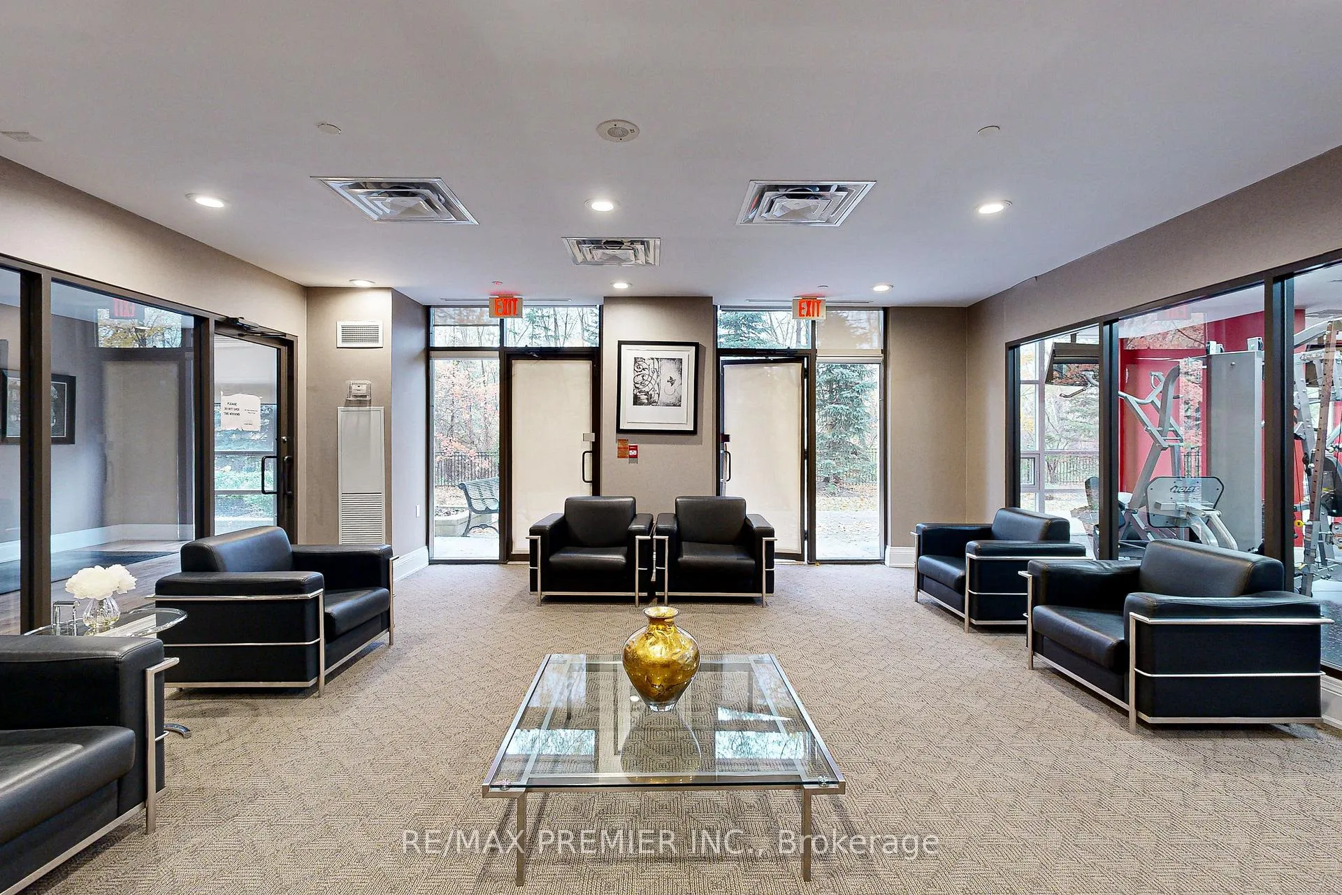 Photo 33 of Unit STE412, 9225 Jane Street, Vaughan, Maple — HOMEH