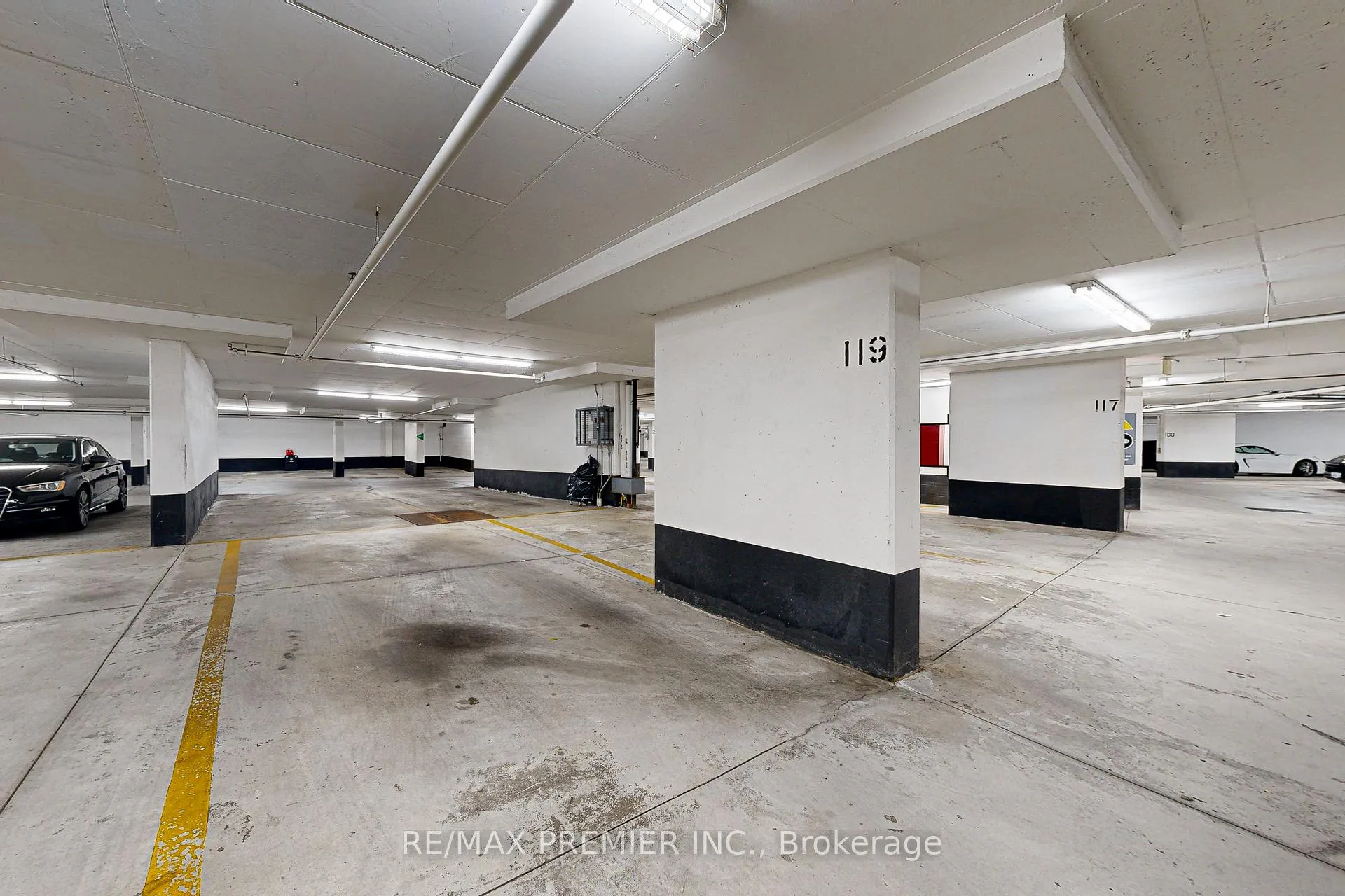 Photo 37 of Unit STE412, 9225 Jane Street, Vaughan, Maple — HOMEH