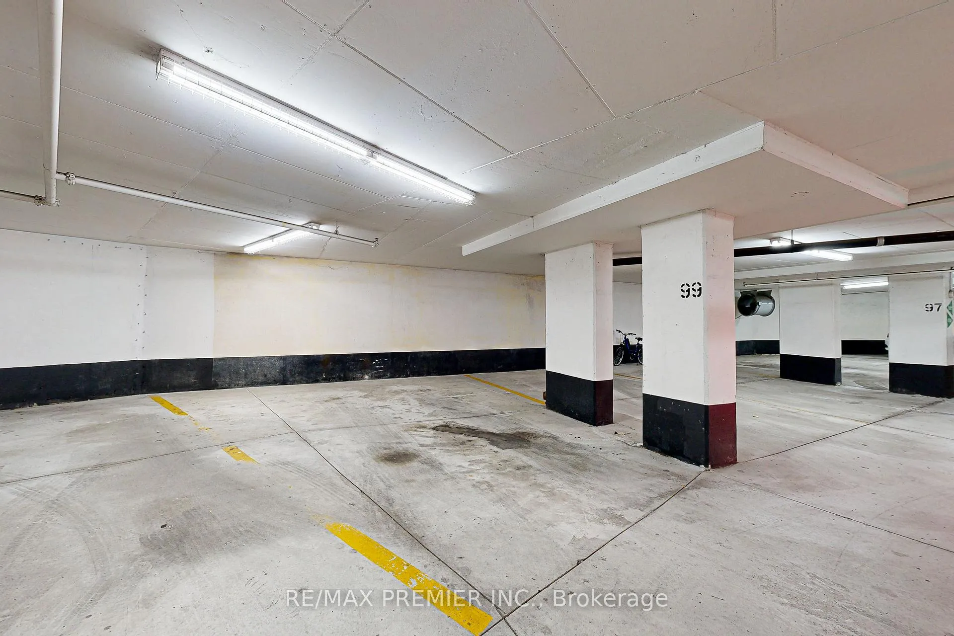 Photo 38 of Unit STE412, 9225 Jane Street, Vaughan, Maple — HOMEH