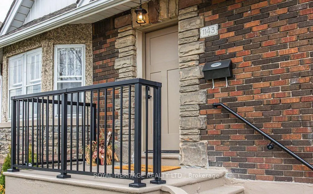 Photo 3 of 1143 Cedar Street, Oshawa, Lakeview — HOMEH