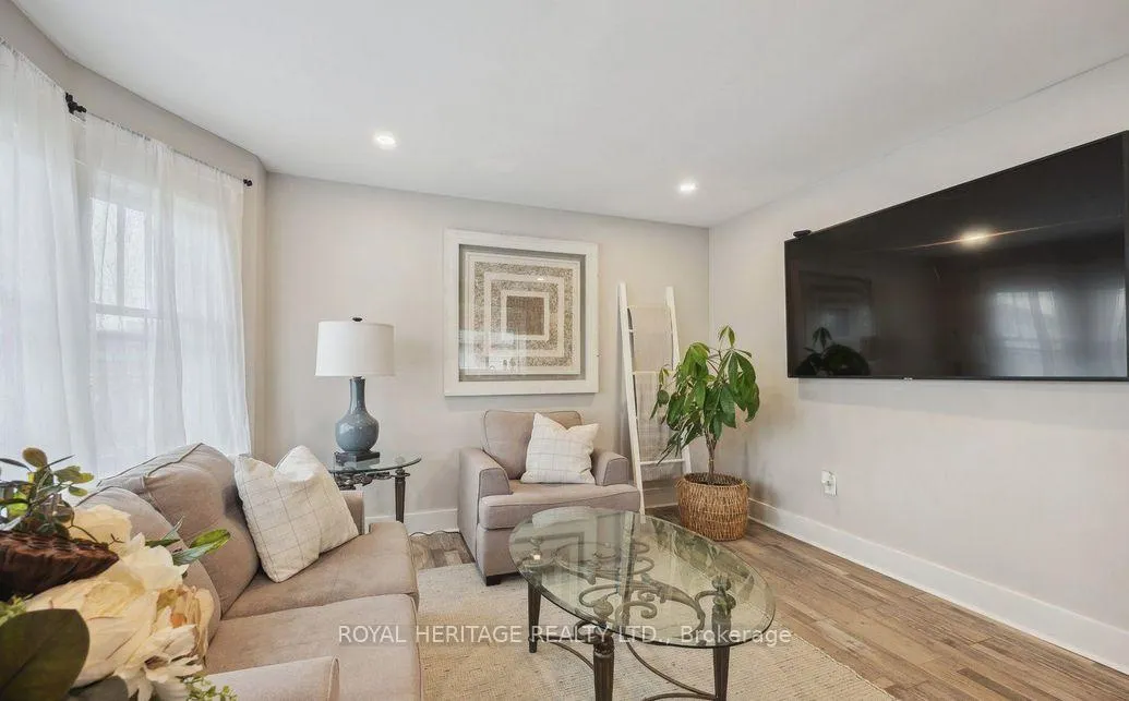 Photo 5 of 1143 Cedar Street, Oshawa, Lakeview — HOMEH