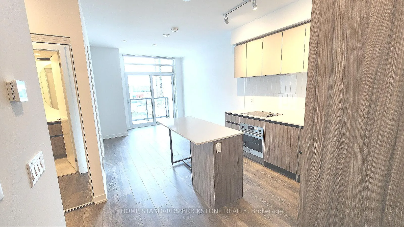 Photo 2 of Unit A716, 7950 Bathurst Street, Vaughan, Beverley Glen — HOMEH