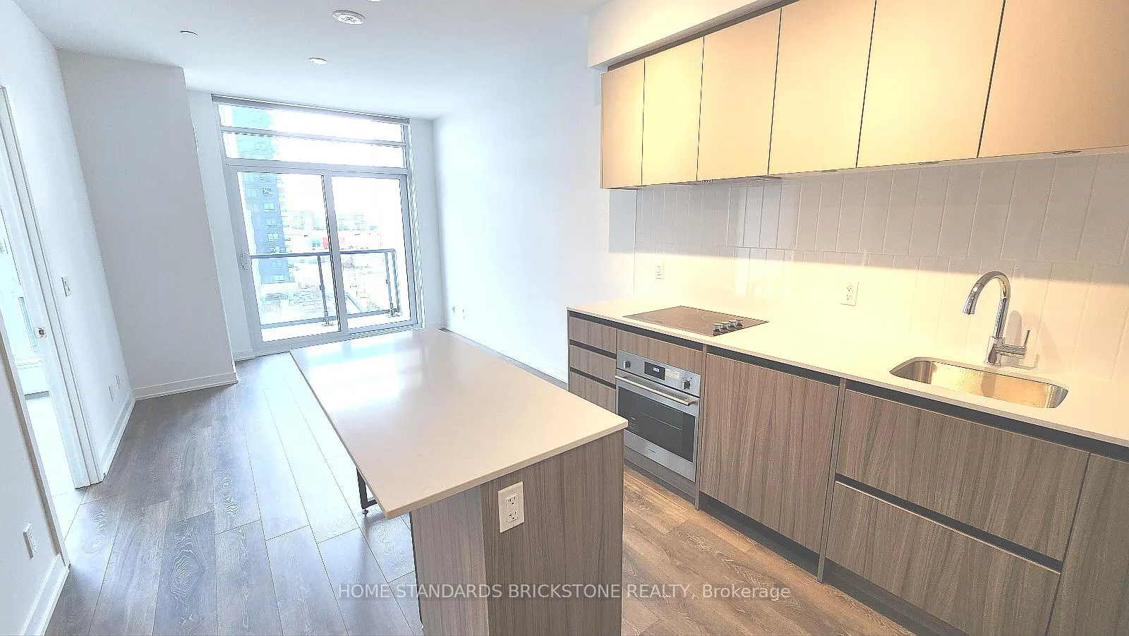 Photo 3 of Unit A716, 7950 Bathurst Street, Vaughan, Beverley Glen — HOMEH