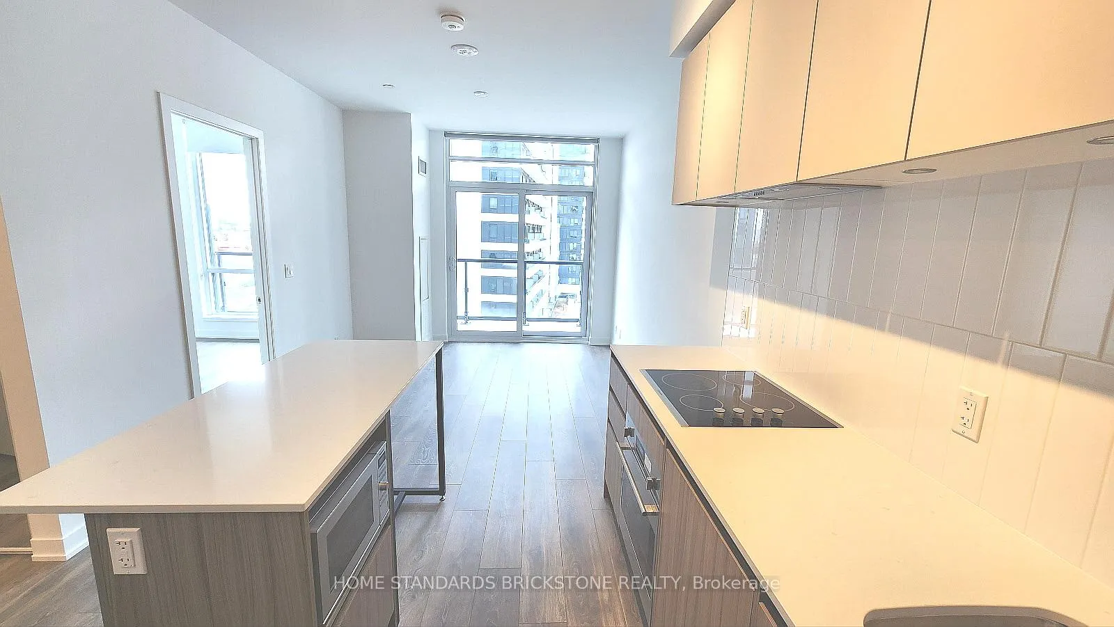 Photo 4 of Unit A716, 7950 Bathurst Street, Vaughan, Beverley Glen — HOMEH