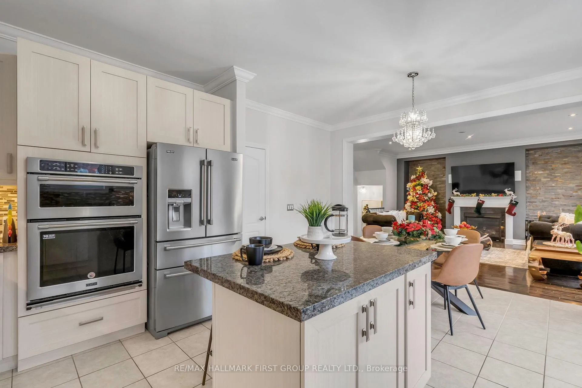 Photo 8 of 2368 Dobbinton Street, Oshawa, Windfields — HOMEH
