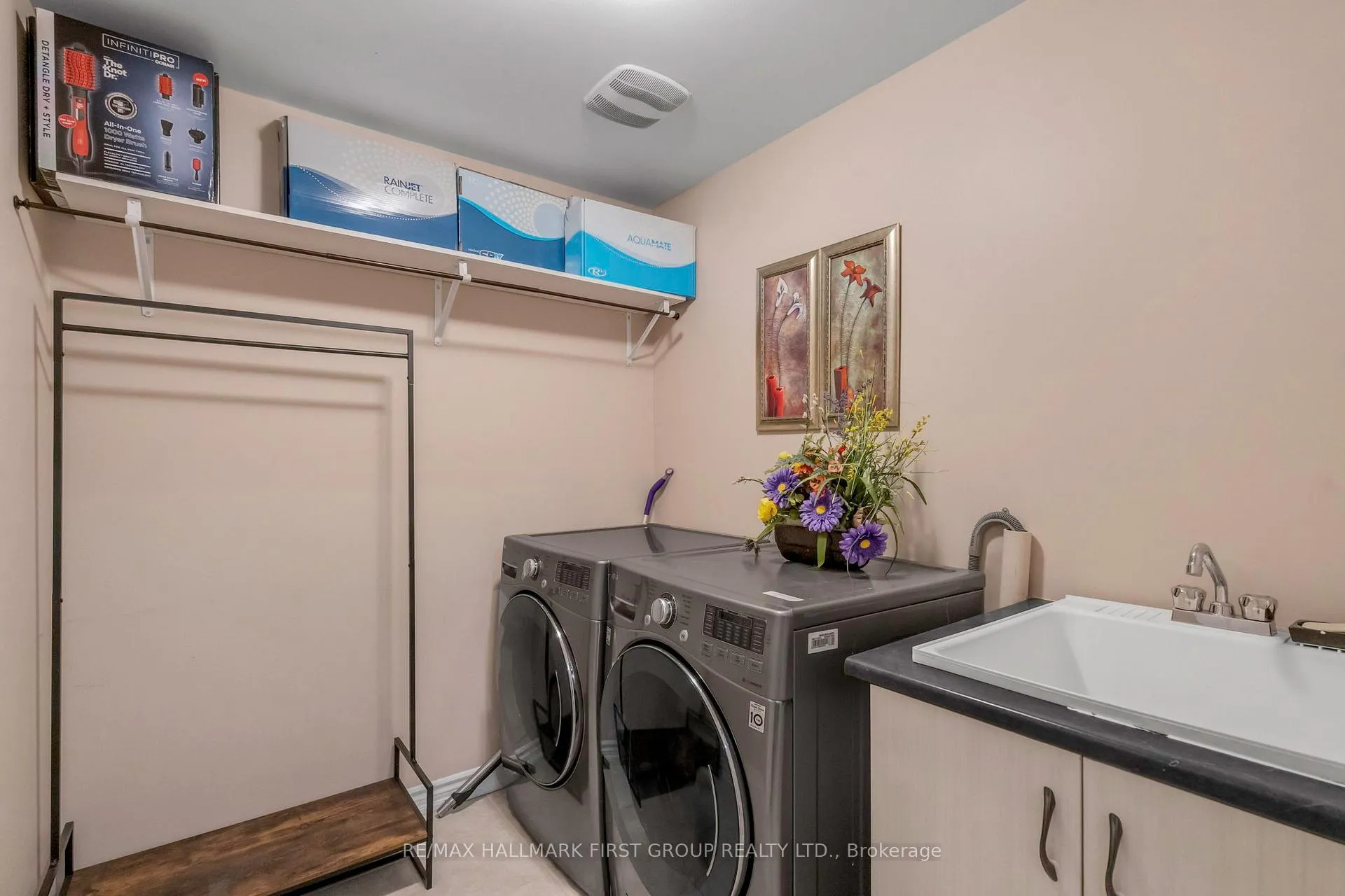 Photo 12 of 2368 Dobbinton Street, Oshawa, Windfields — HOMEH