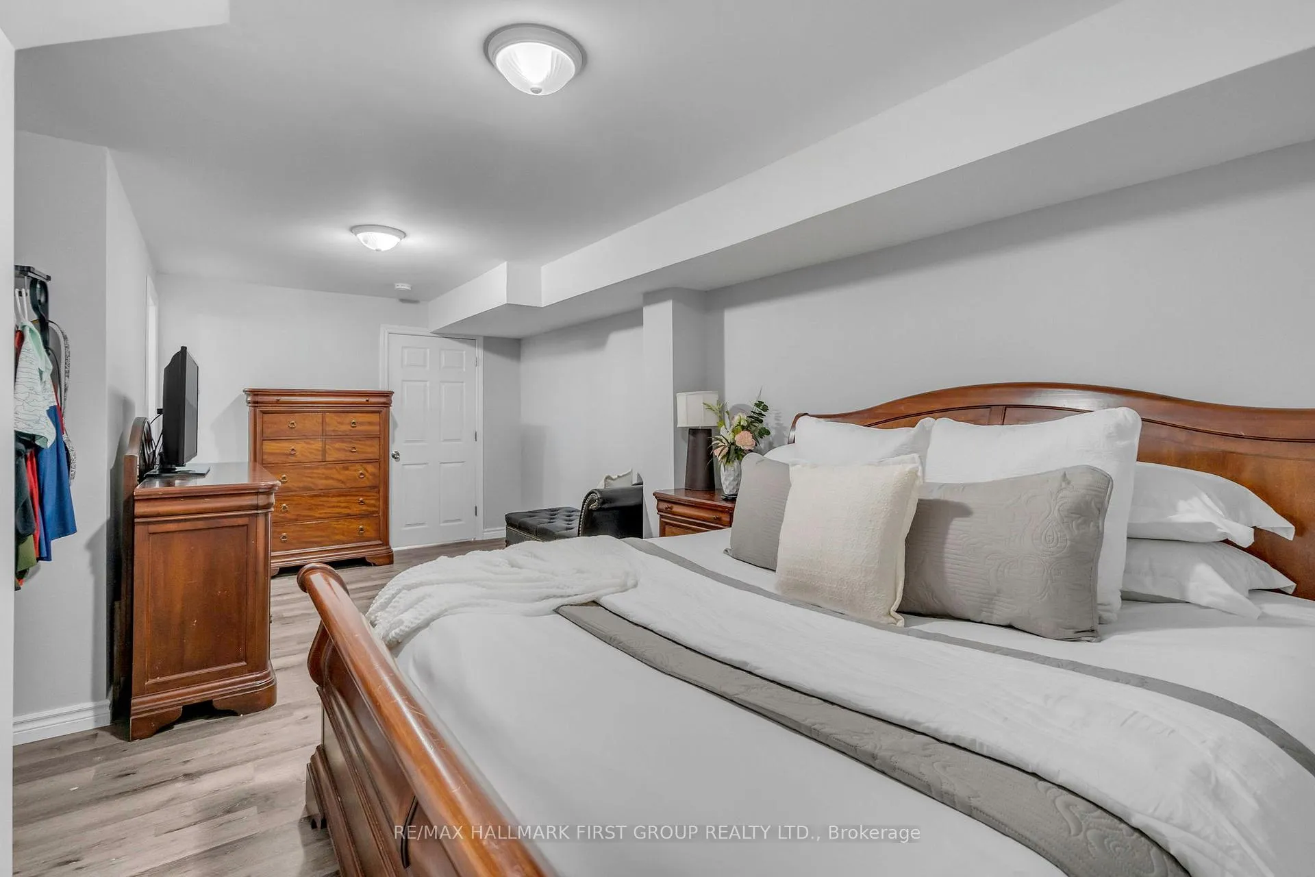 Photo 24 of 2368 Dobbinton Street, Oshawa, Windfields — HOMEH