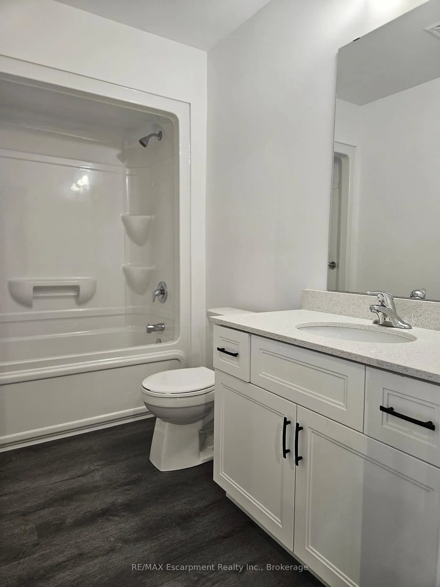 Photo 12 of Unit 302, 1936 Rymal Road E, Hamilton, Rural Glanbrook — HOMEH
