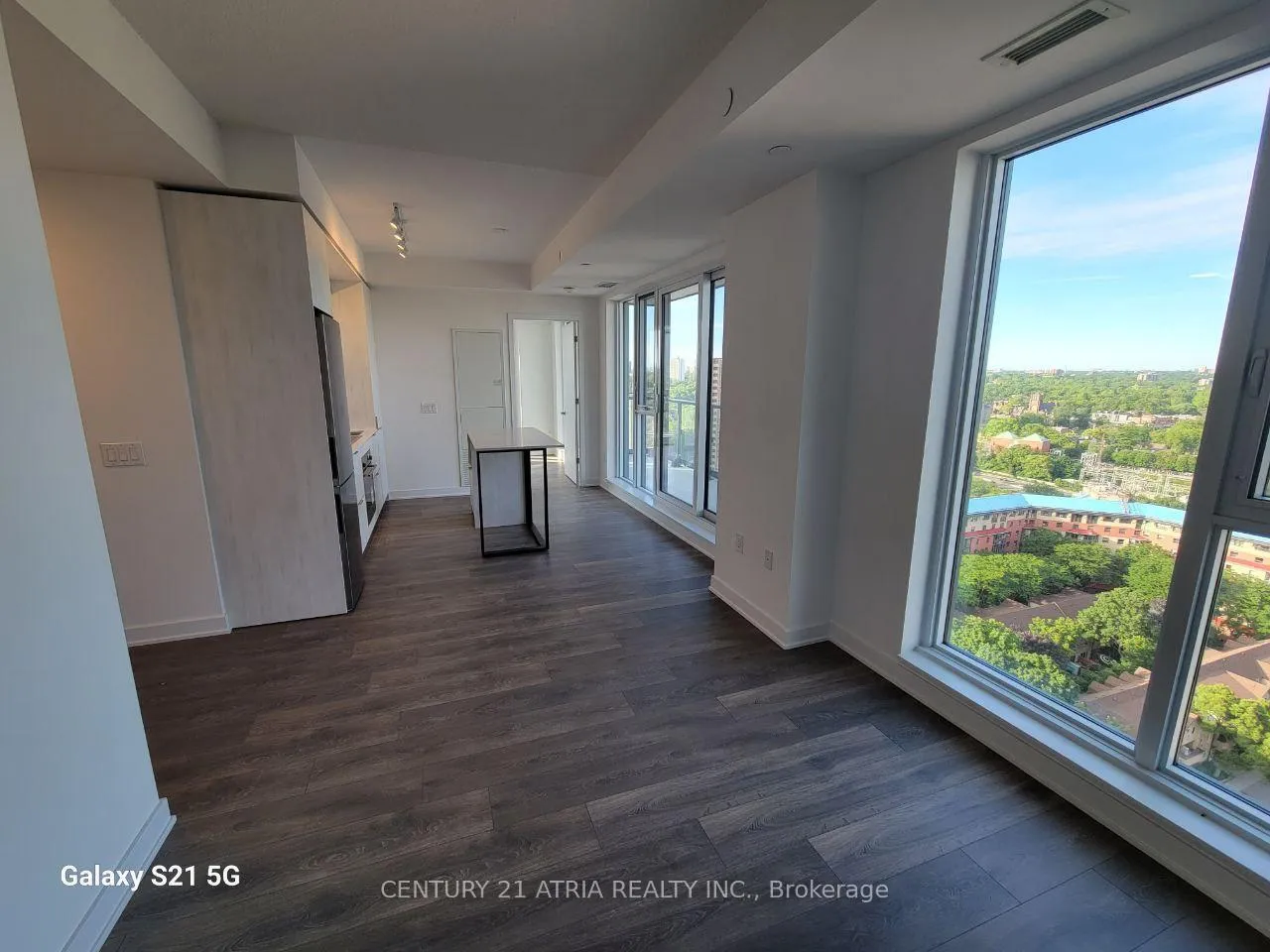 Photo 2 of Unit 1710, 130 River Street, Toronto, Regent Park — HOMEH