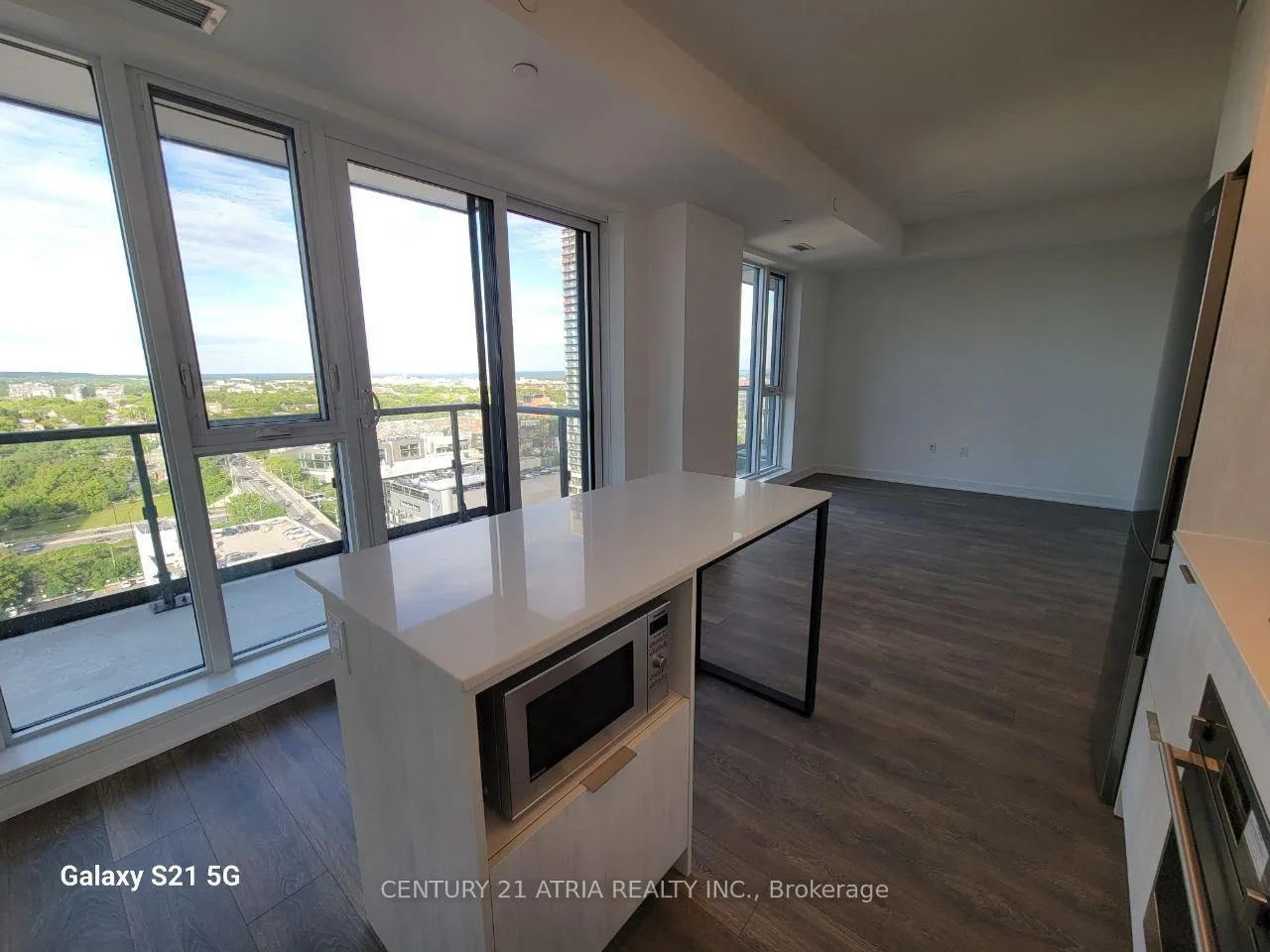 Photo 5 of Unit 1710, 130 River Street, Toronto, Regent Park — HOMEH
