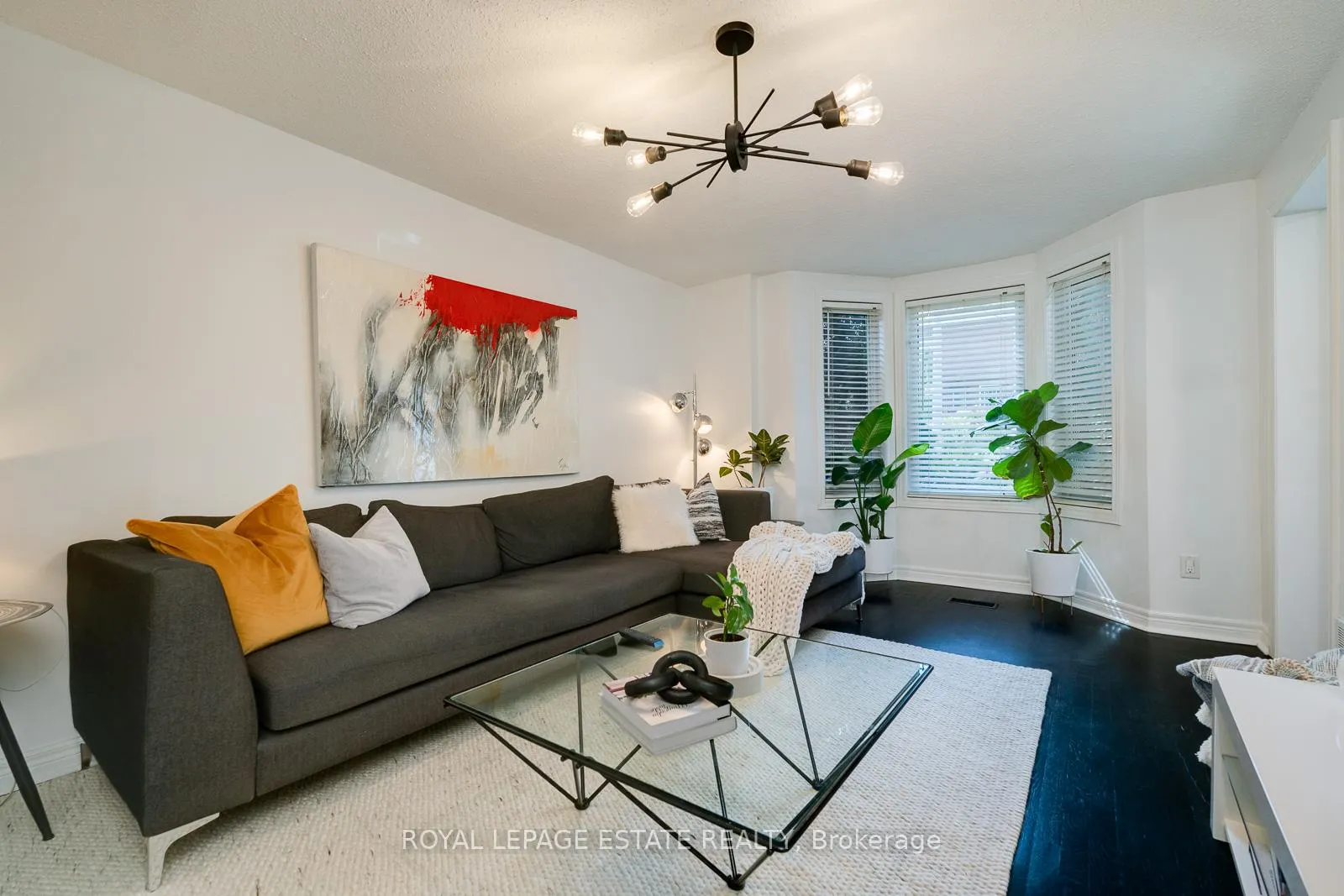 Photo 4 of 225 Pickering Street, Toronto, East End-Danforth — HOMEH