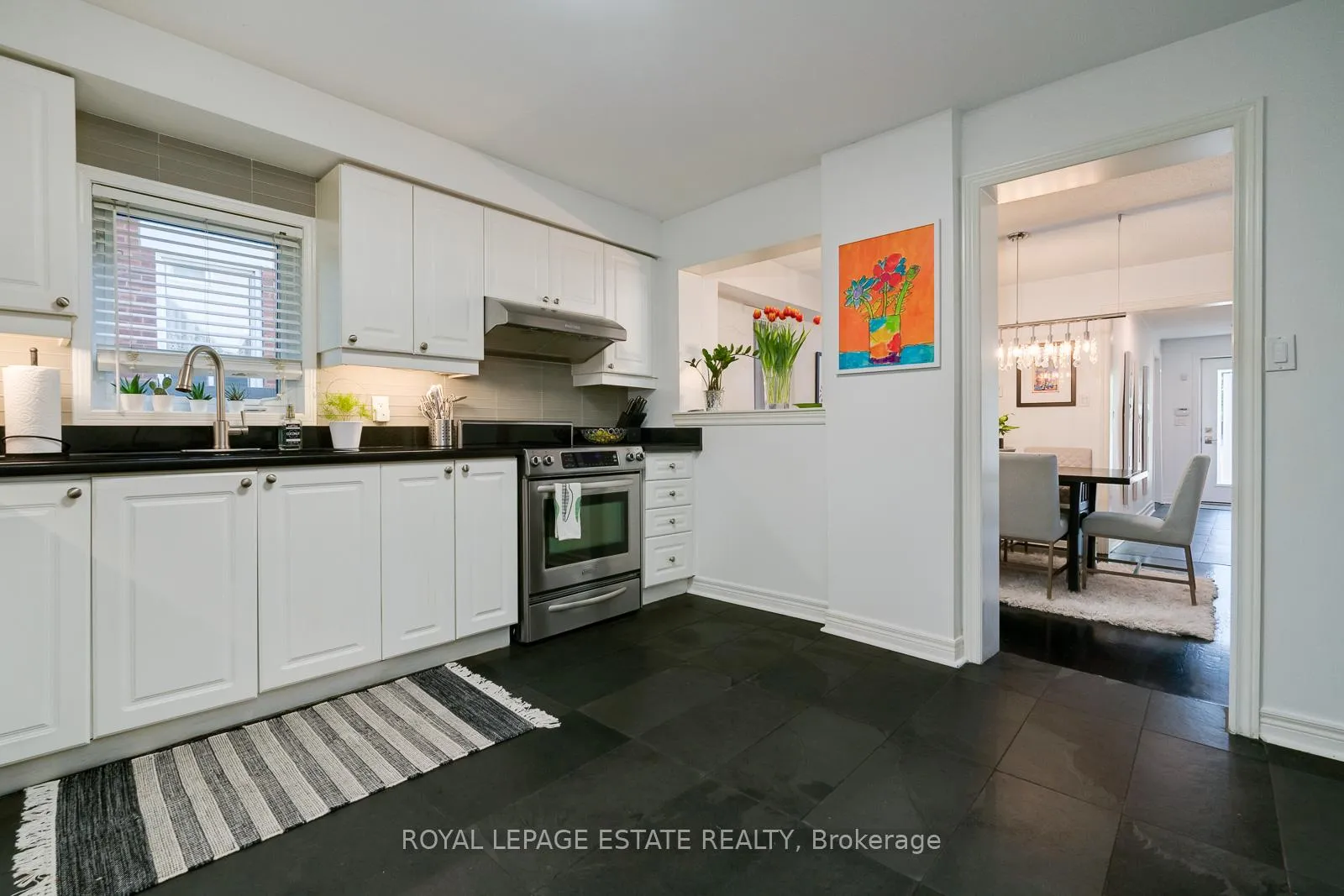 Photo 14 of 225 Pickering Street, Toronto, East End-Danforth — HOMEH
